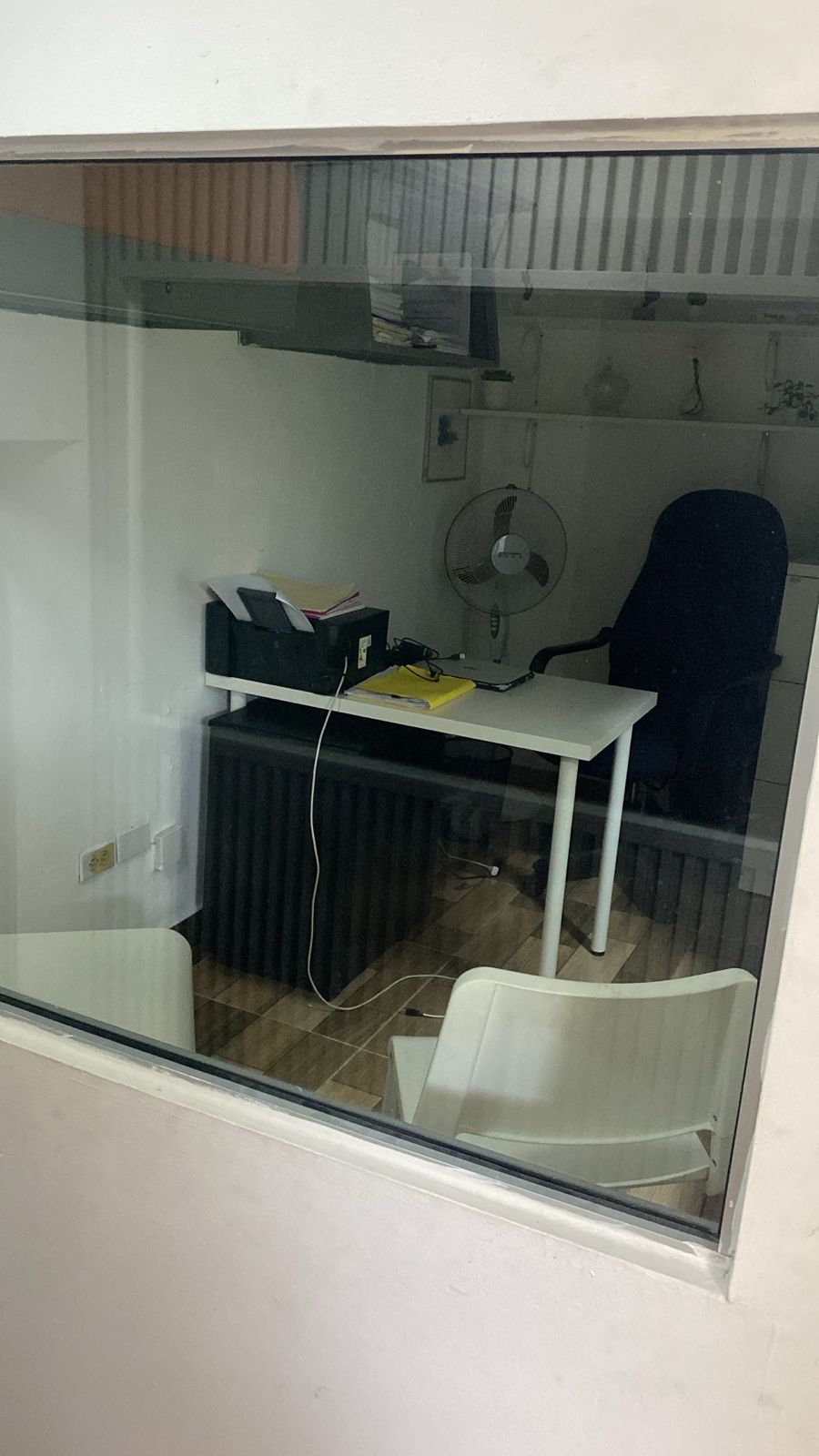 oficinas y locales comerciales - ALQUILER DE OFICINAS – PLAZA CENTRAL  5