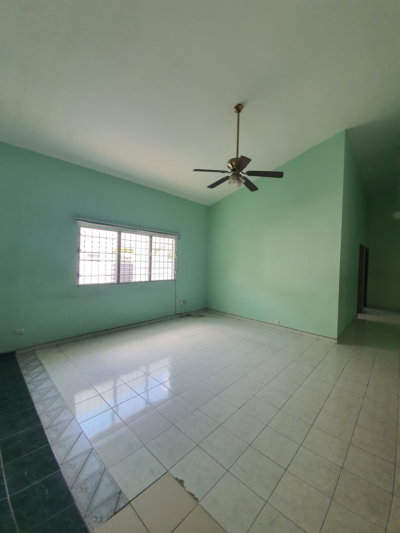 casas - Arroyo Hondo Viejo amplia casa de 4 habitaciones 8 parqueos piscina 5