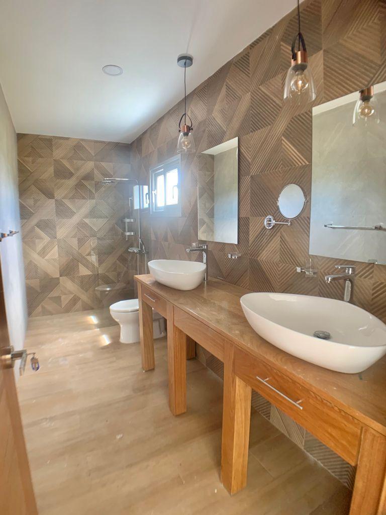 casas vacacionales y villas - Se vende villa a pocos de la playa nueva Romana 7