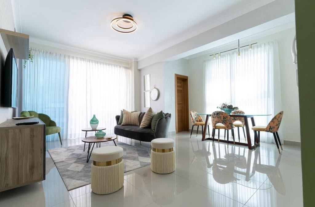 apartamentos - Apartamento amueblado full en alquiler en Evaristo Morales 0