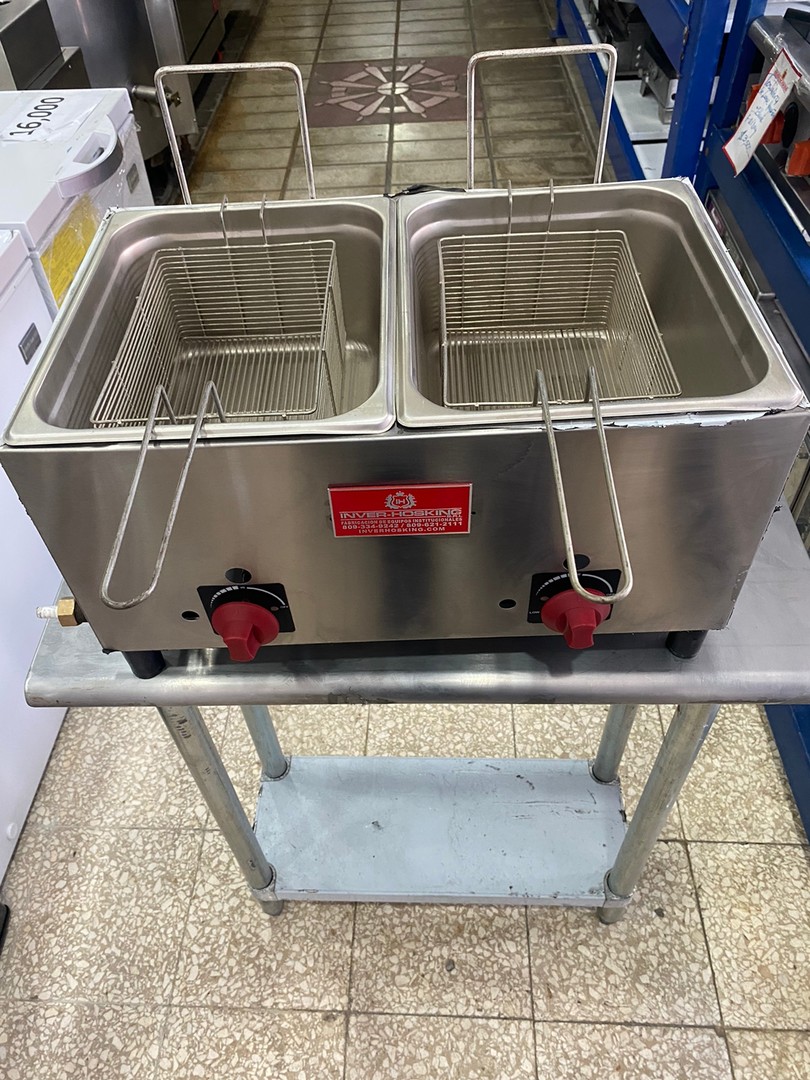 equipos profesionales - Freidora Doble de Mesa a Gas, Universal 1