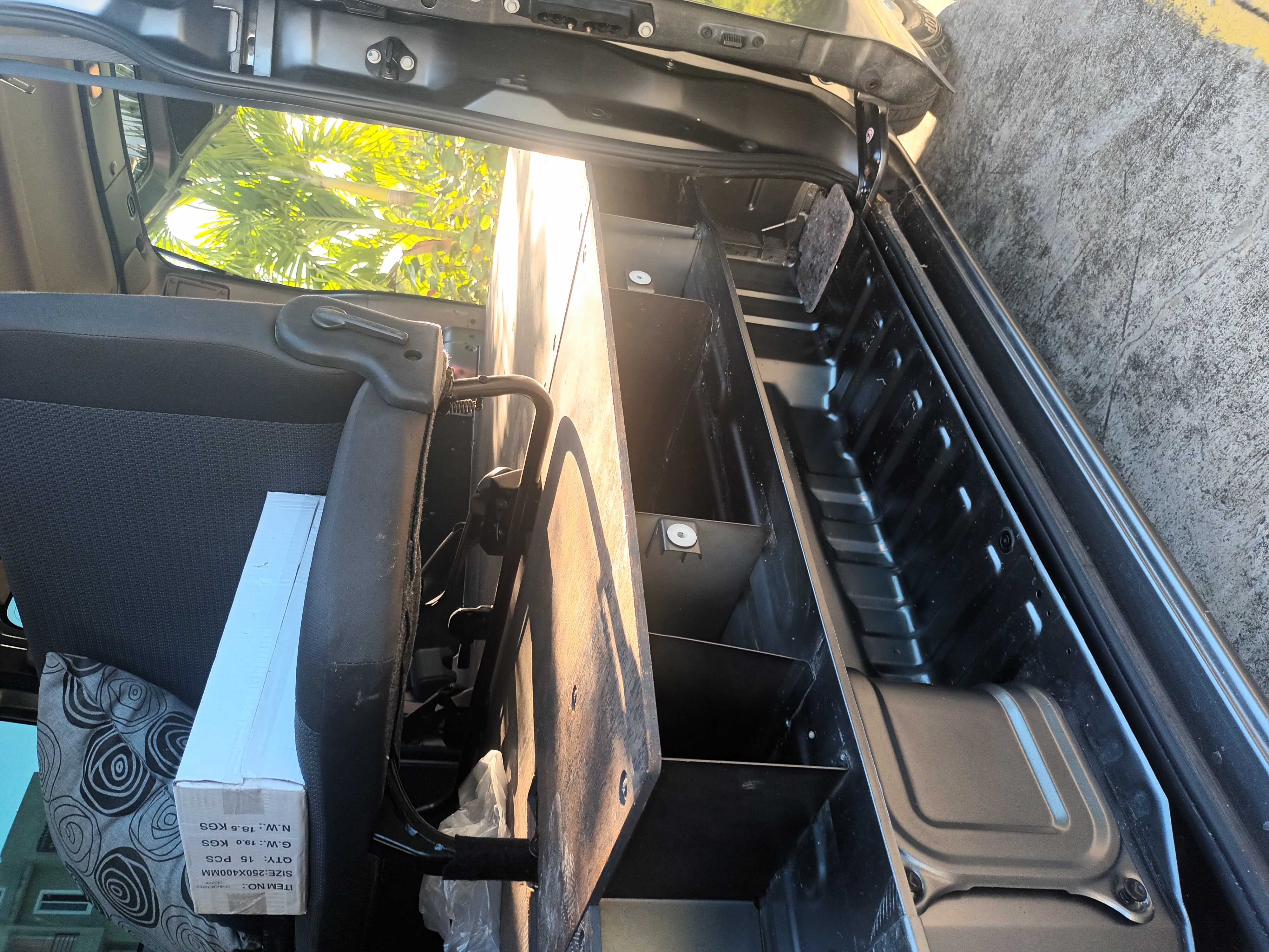 jeepetas y camionetas - Nissan caravan  4