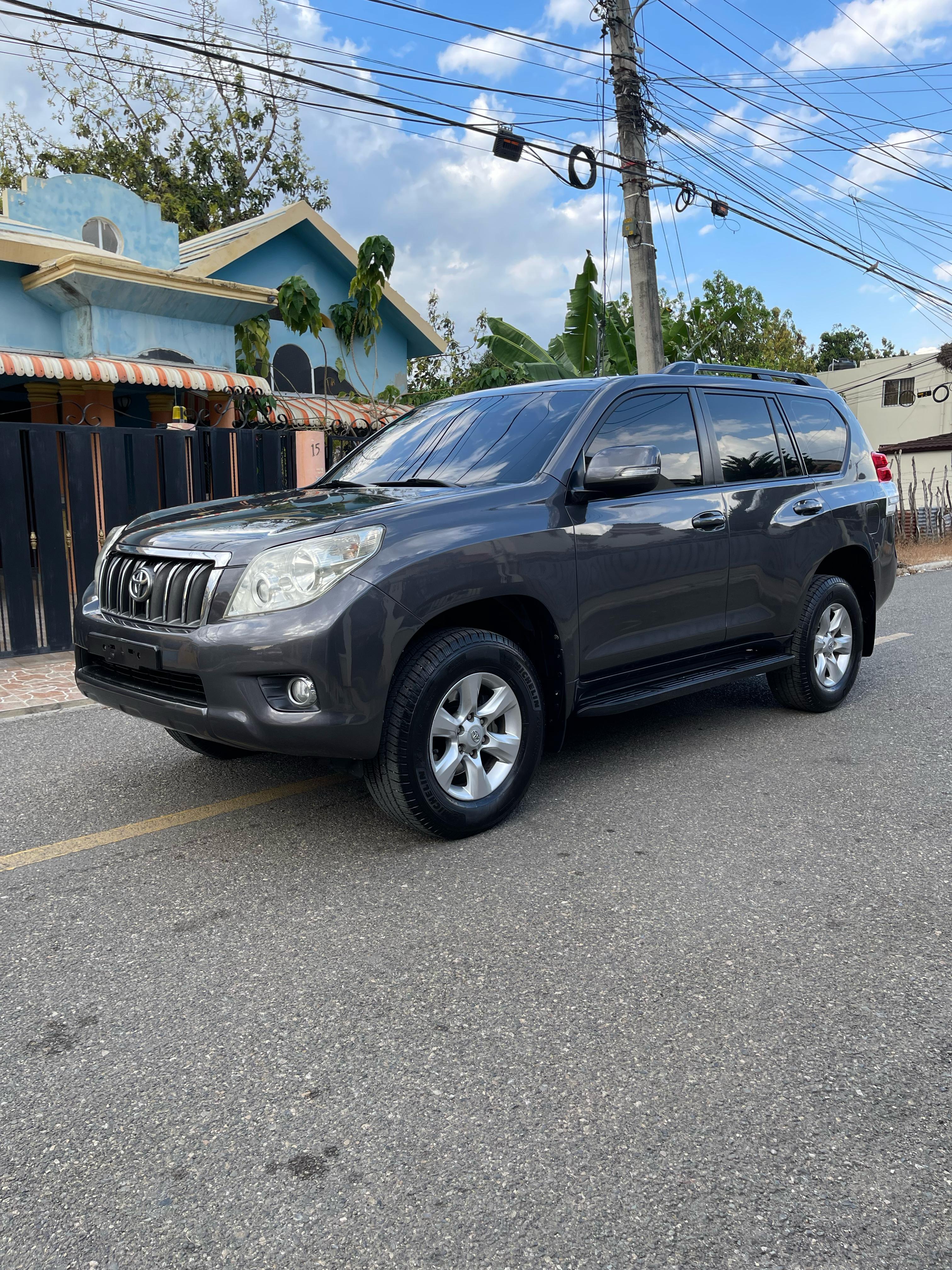 jeepetas y camionetas - Toyota land cruicer prado txl 2012 8