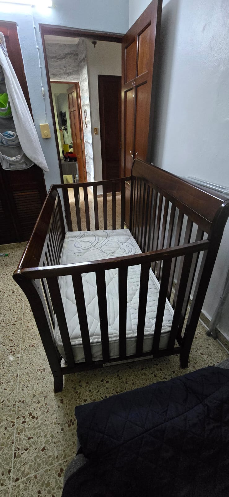 muebles - Cuna para Bebe y colchón  2