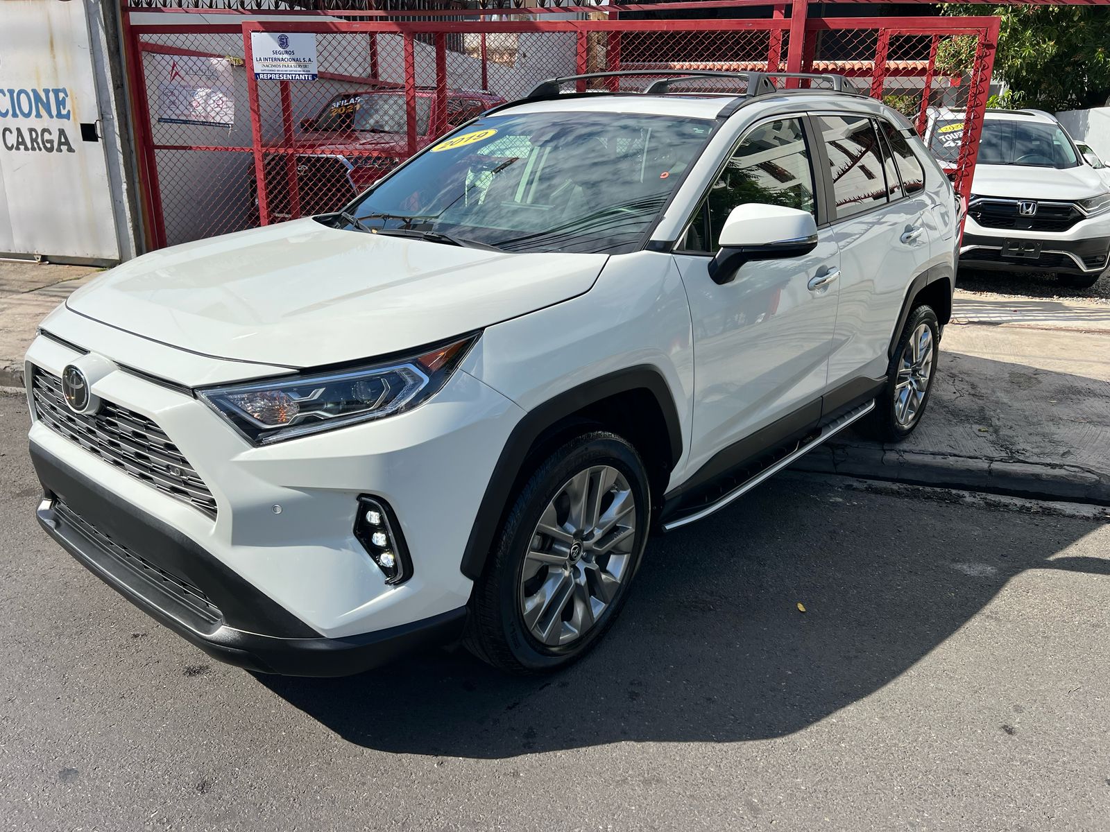 jeepetas y camionetas - toyota rav4  limited  3