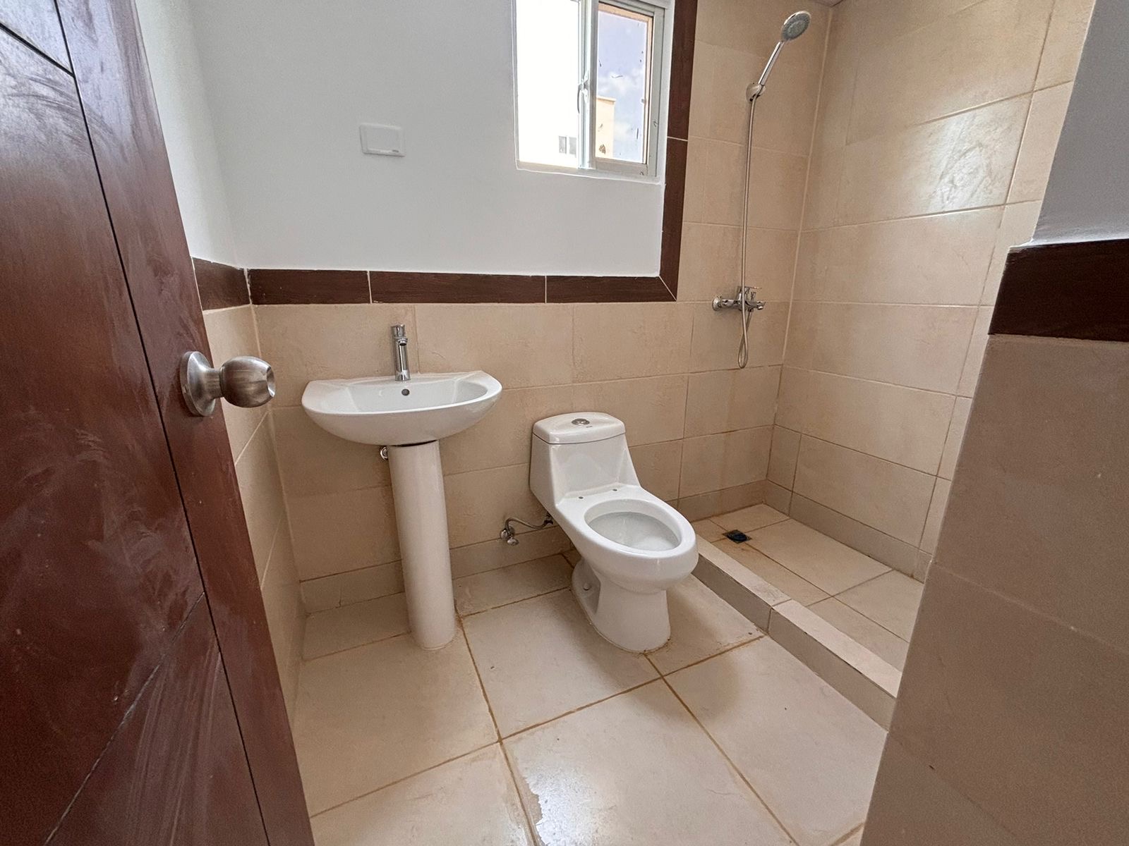 apartamentos - Apt. en venta de 3 hab. con terraza ubicado en Brisa Oriental I, San Isidro 8