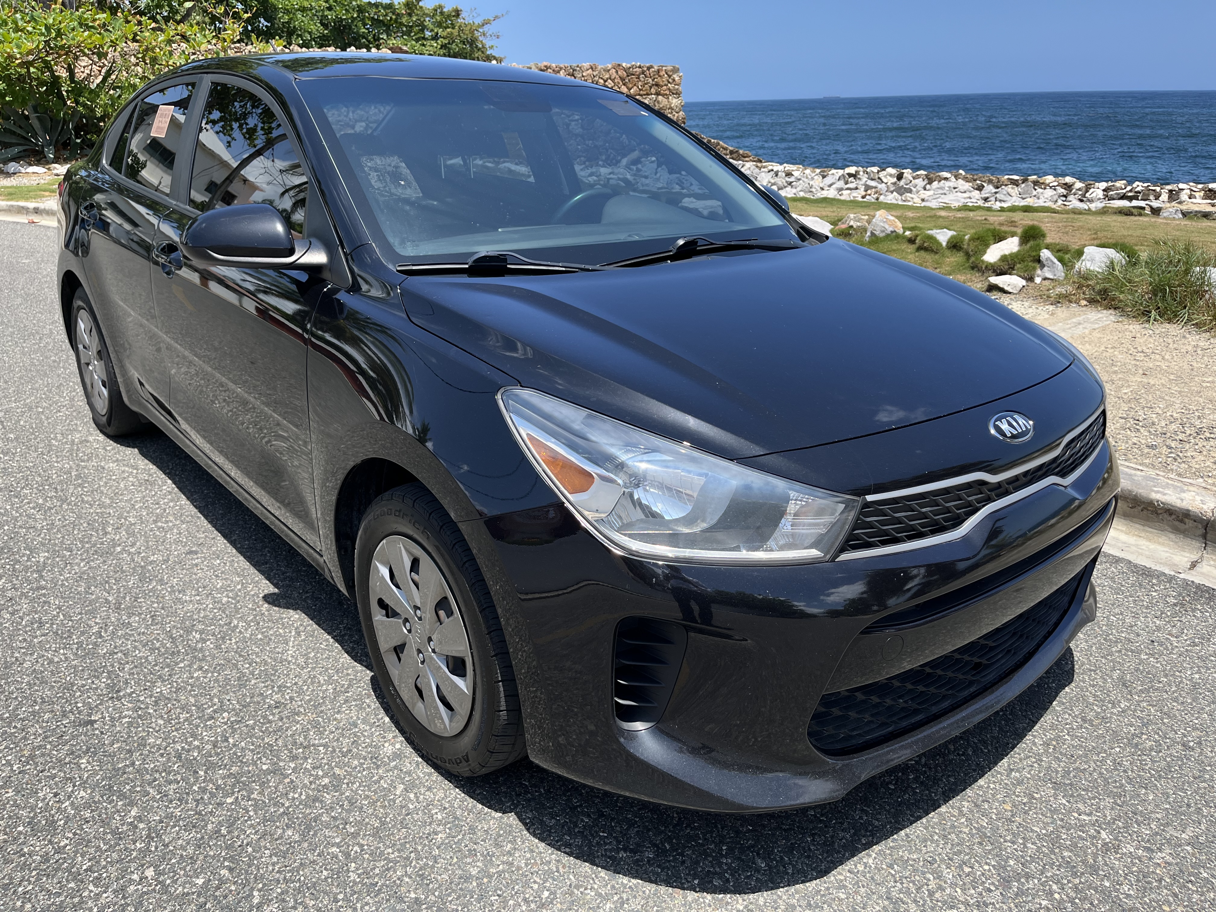 carros - Kia Rio 2020 clean carfax 4