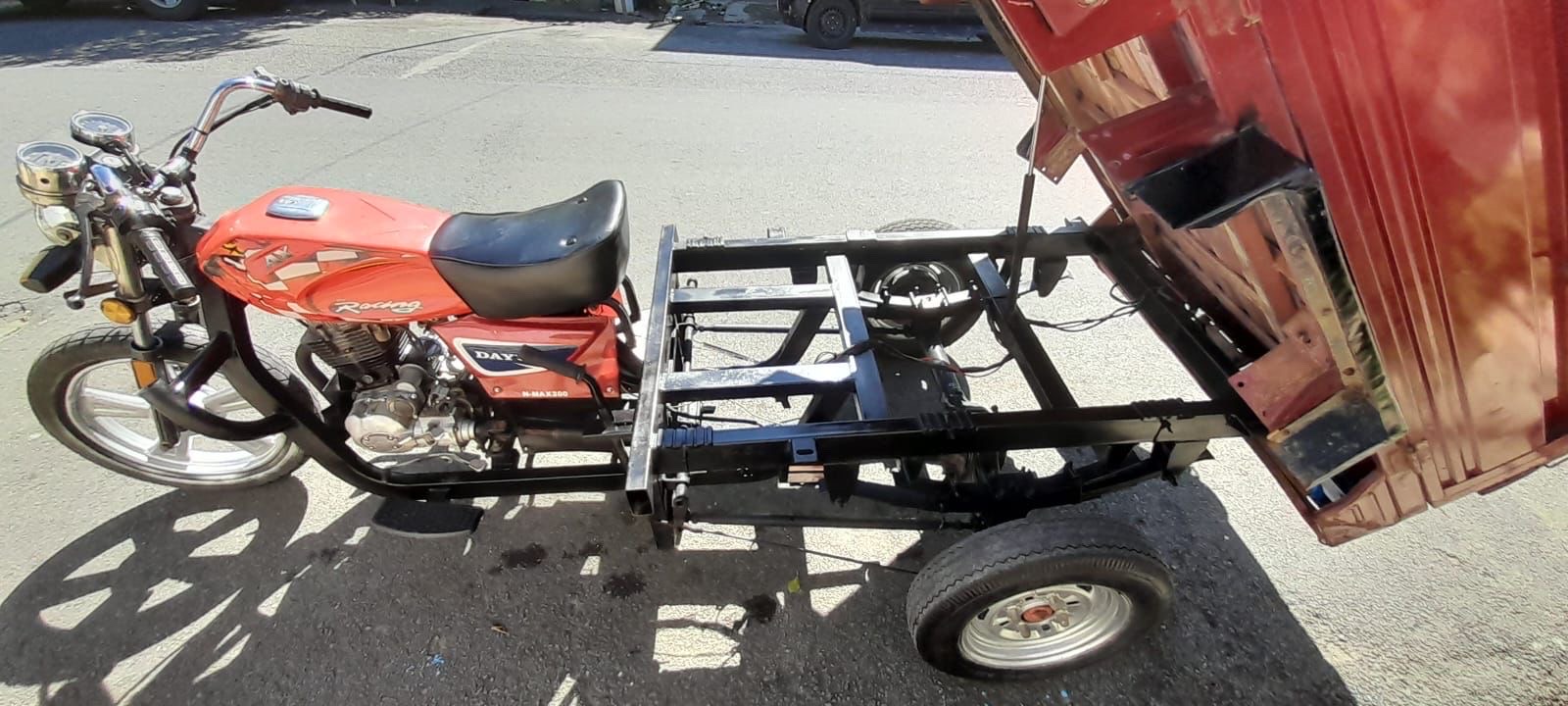 otros vehiculos - vendo motor volteo buen precio está en buenas condiciones  4
