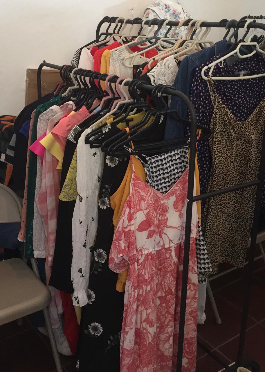 ropa para mujer - Lote mixto de ropa (Hombre y Mujer)  0