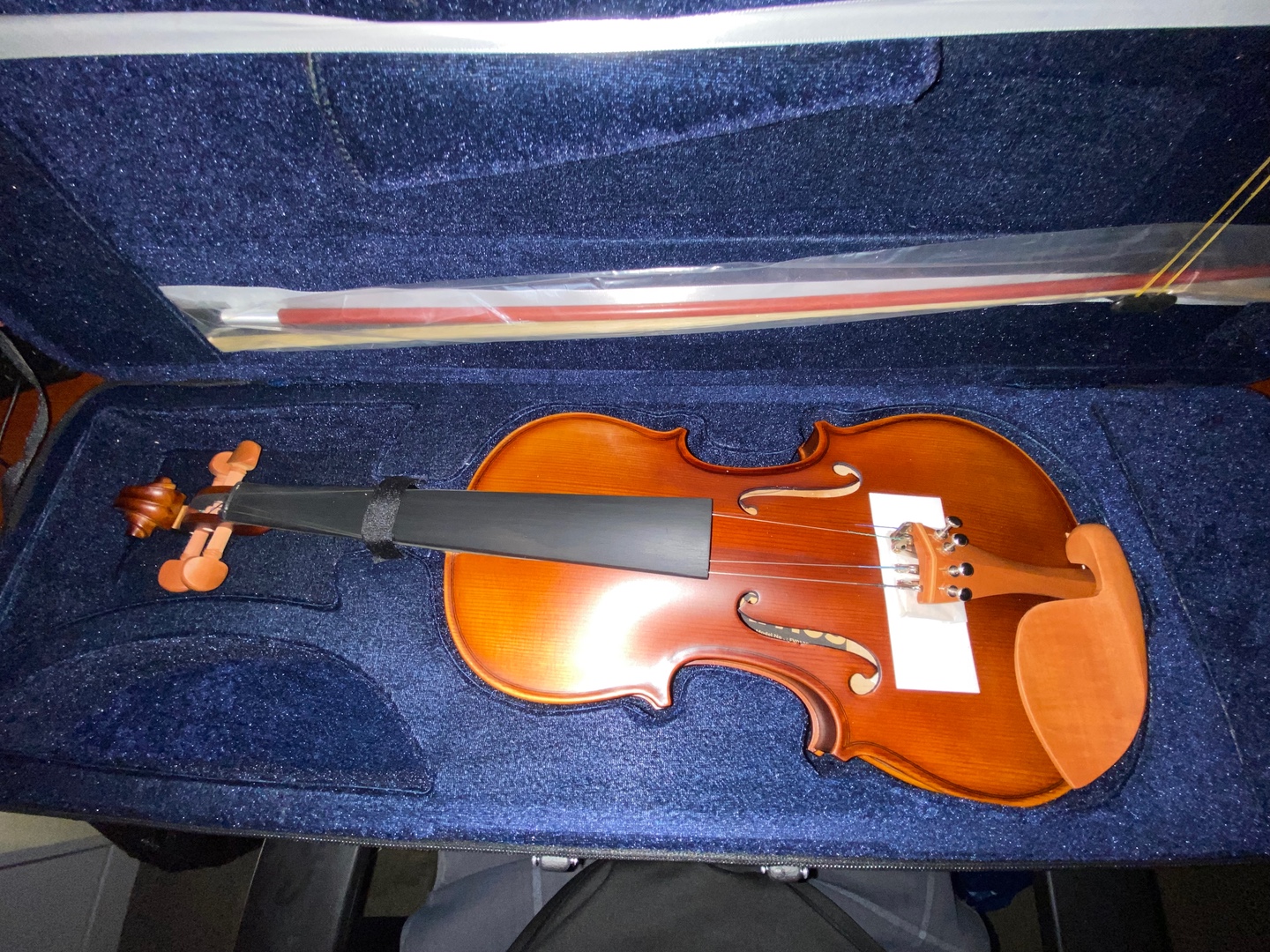 instrumentos musicales - Violín , mavic 4x4 nuevo una sola vez usado, le falta una cuerda 3