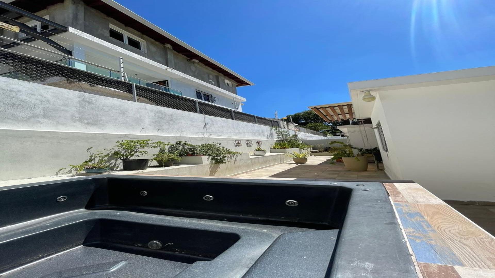 casas - CASA EN VENTA EN LA ZURZA,  SANTIAGO. 5