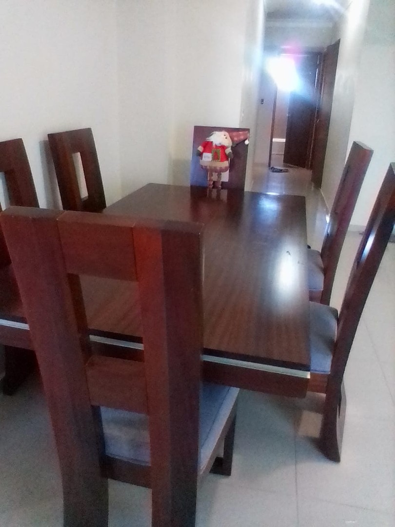 muebles y colchones - Comedor de caoba Monegro comprado a 127 mil pesos 2