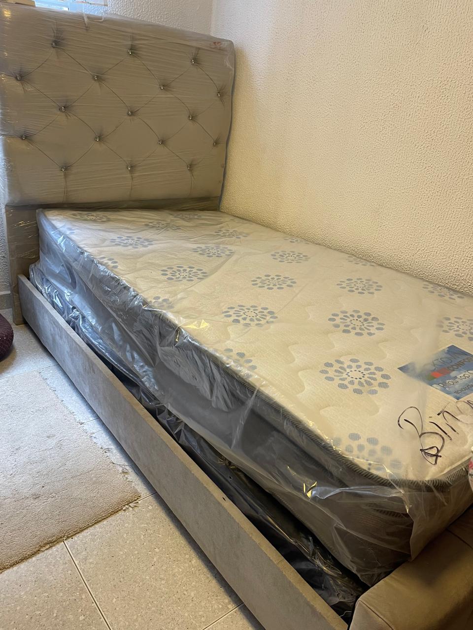 muebles y colchones - Cama twin size 39 pequeña nueva  0