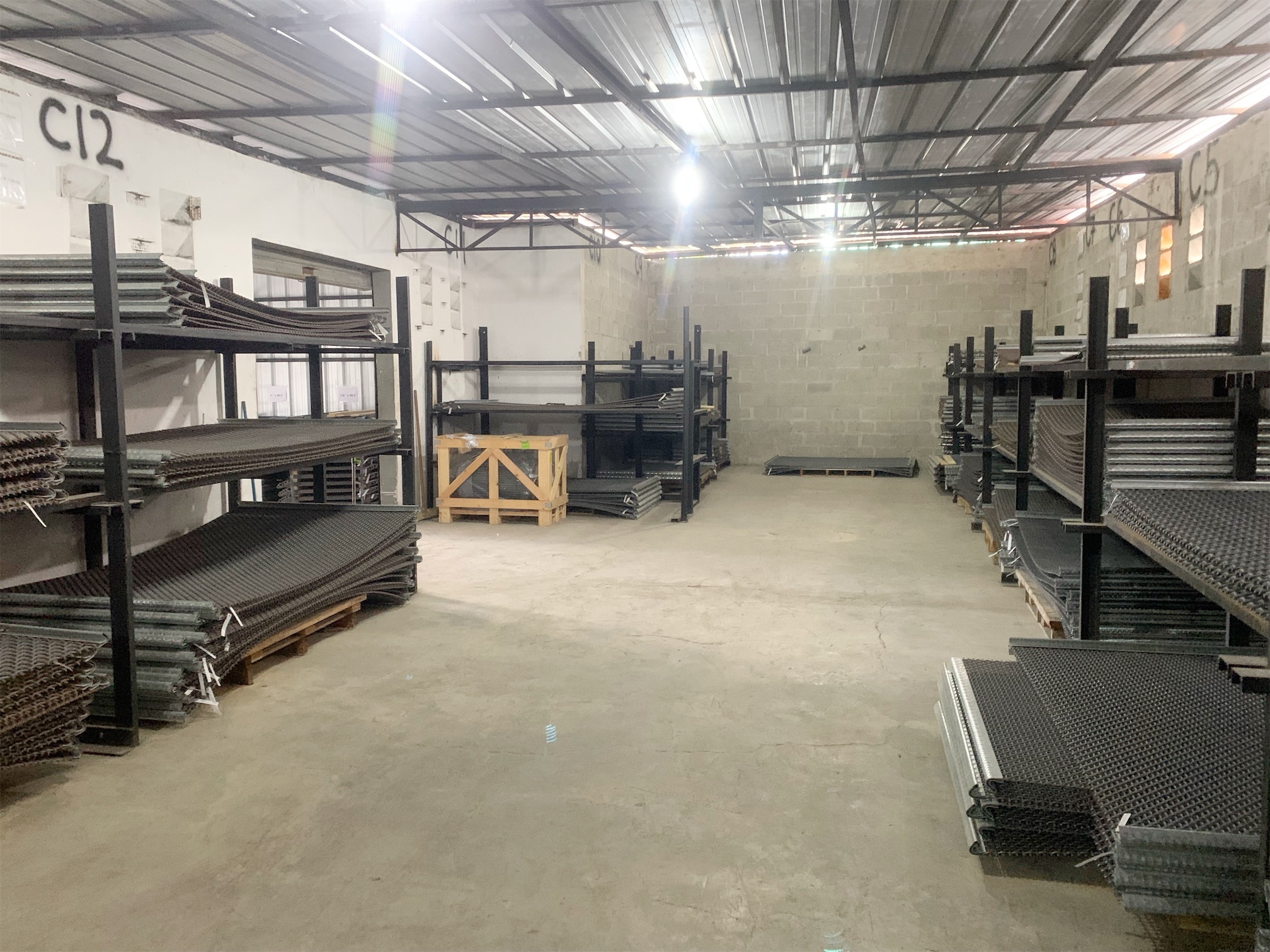 oficinas y locales comerciales - Local de oportunidad en venta 7