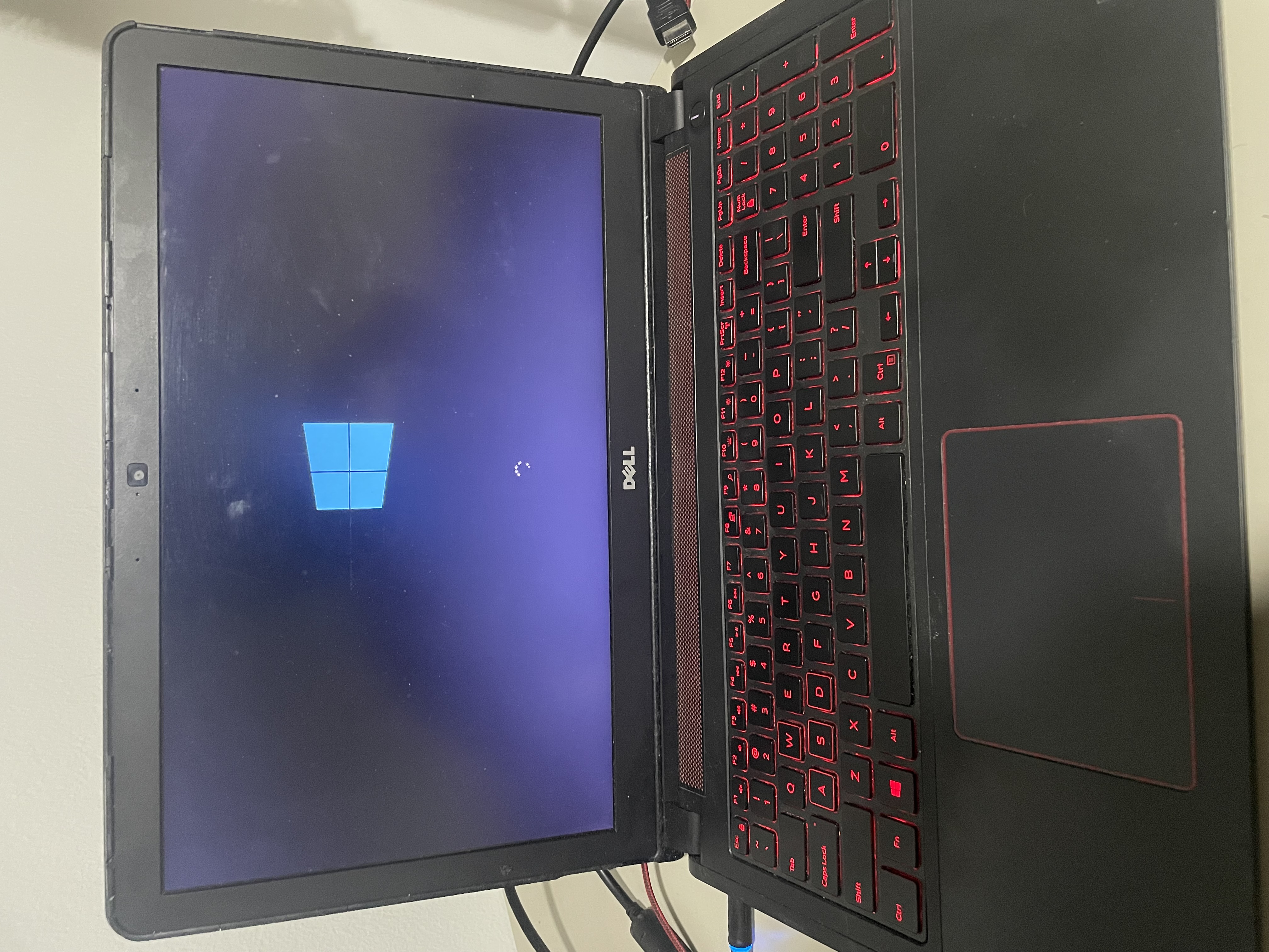 computadoras y laptops - Se vende laptop Dell inspiron 5577 gaming  2