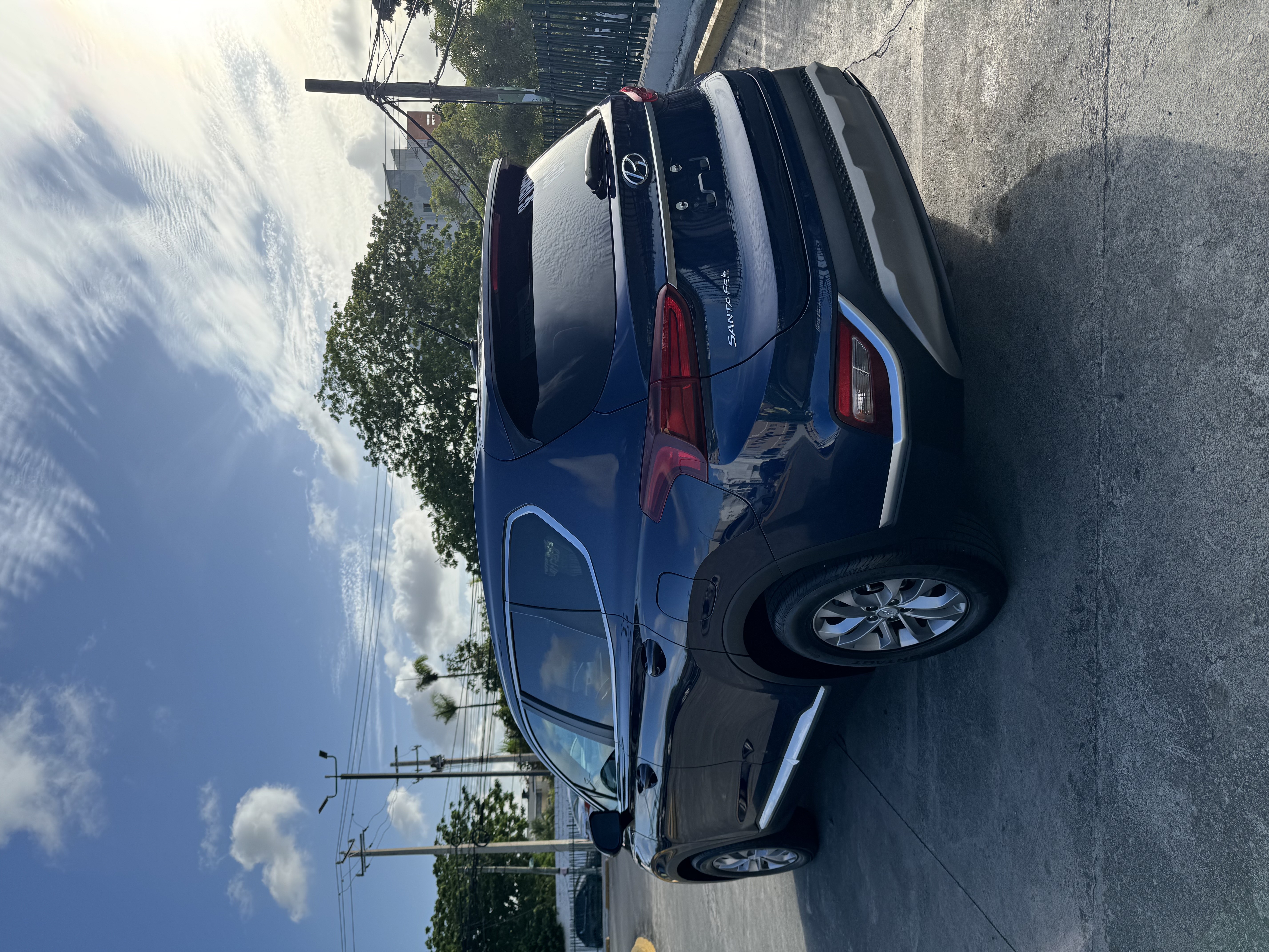 jeepetas y camionetas - Vendo Santa Fe SE 2020 3