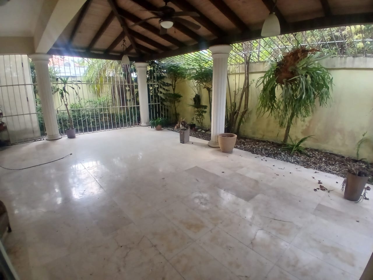 casas - Alquilo casa en Arroyo Hondo III 5
