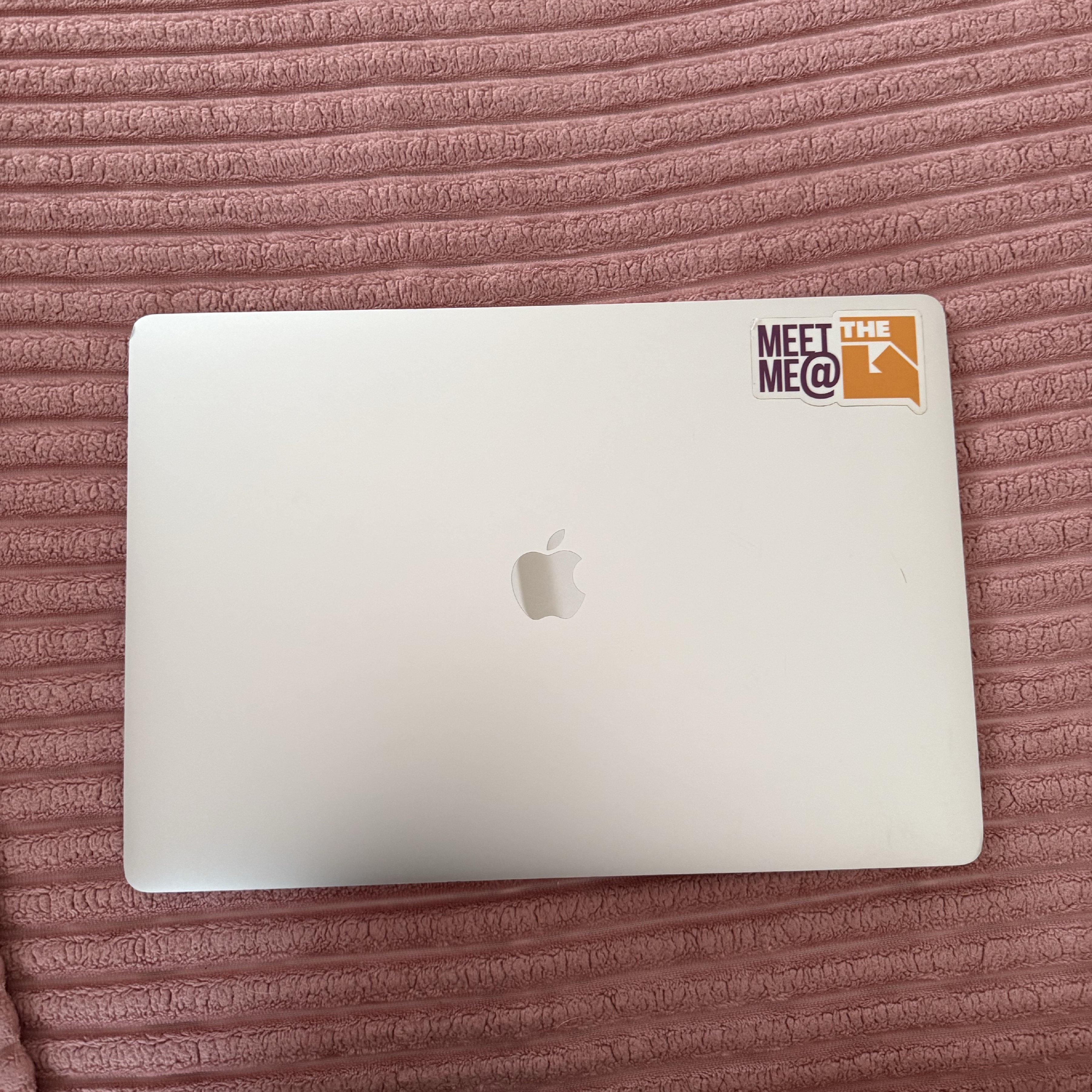 computadoras y laptops - MACBOOK PRO 16inch 2019