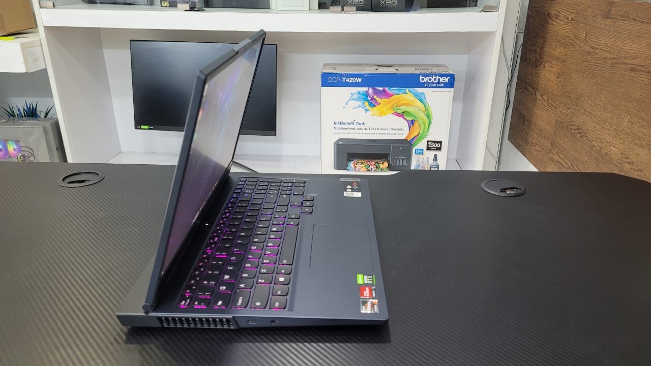 computadoras y laptops - LAPTOP LENOVO LEGION 5 15, AMD RYZEN 7 5800H. / 8GB RAM   4