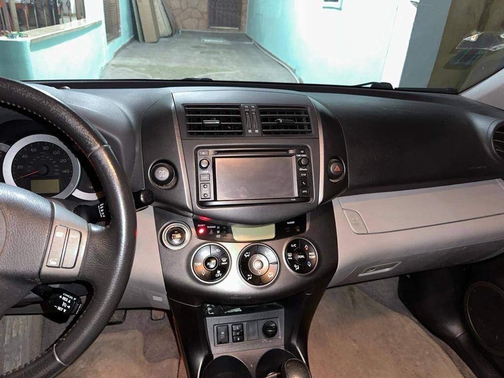 jeepetas y camionetas - Rav 4 Limited , año 2012 2