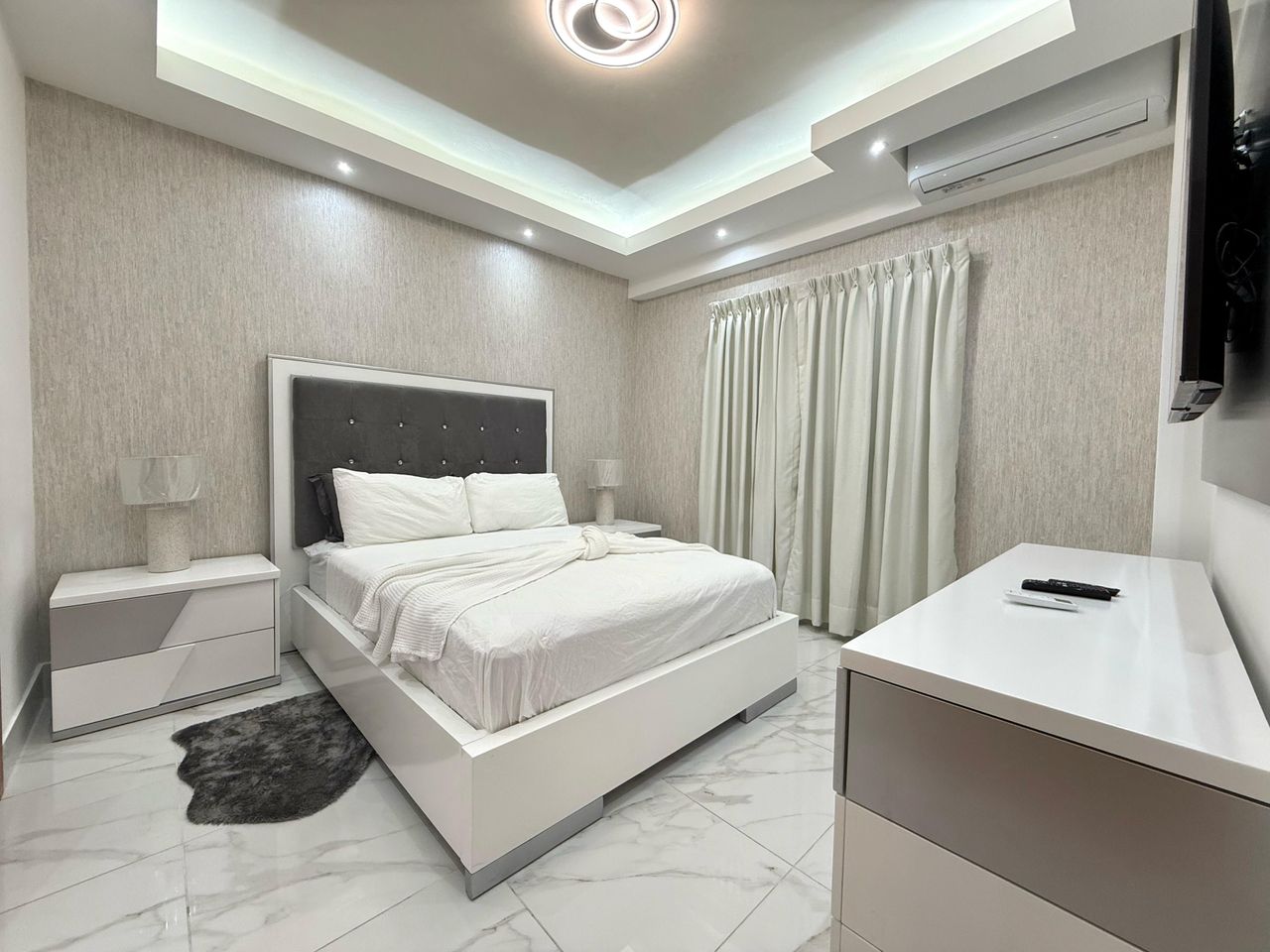 apartamentos - Apartamento amueblado en Piantini  3