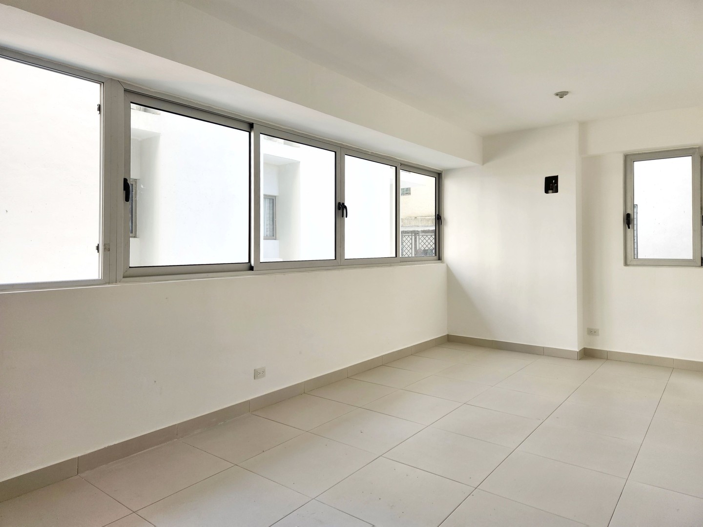 apartamentos - Apartamento en alquiler en Naco. Nuevo a estrenar, buena distribución 3