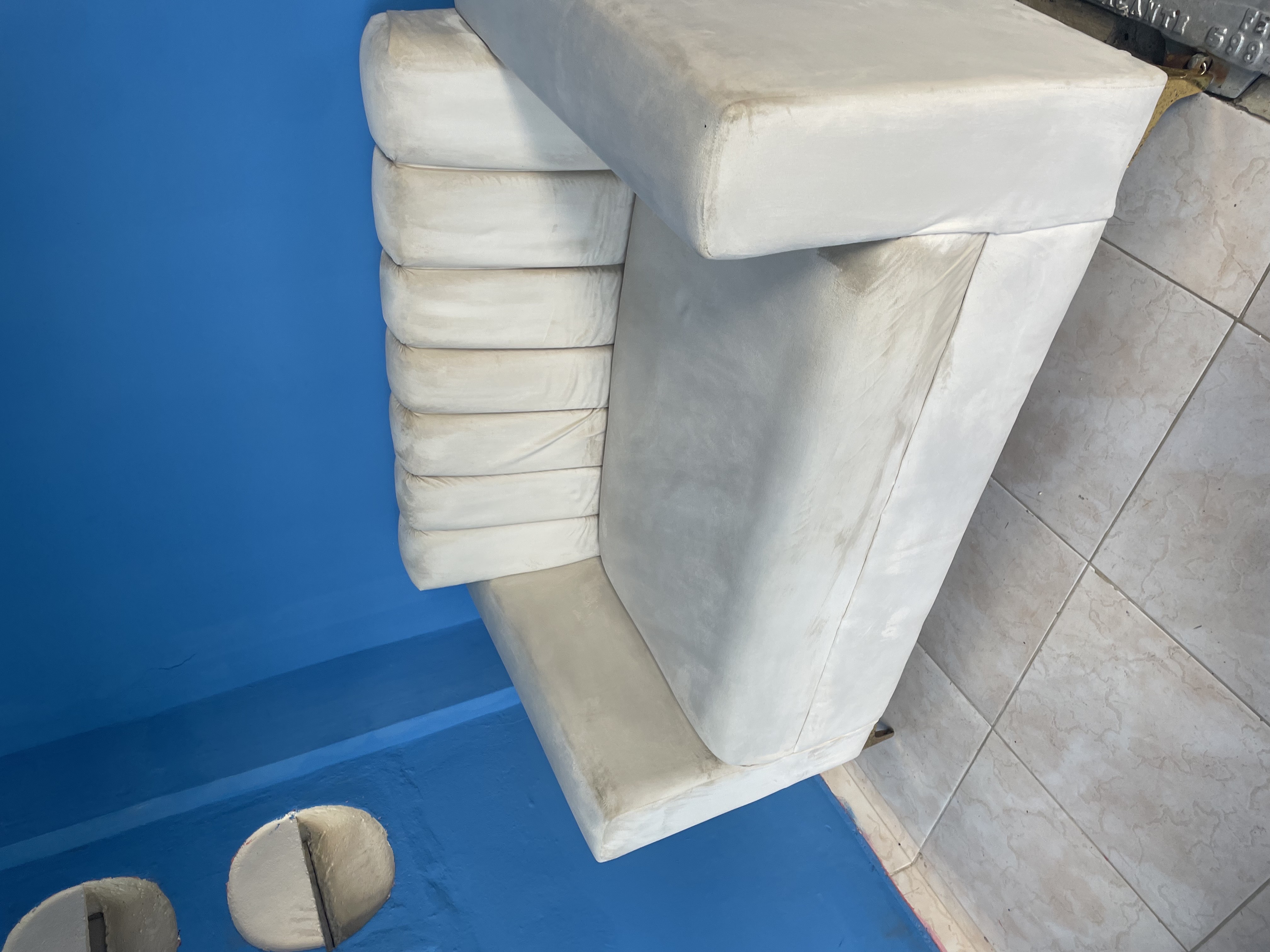 muebles y colchones - Oferta dos sofás  de 4 y 3 asientos en Villa Carmen  1