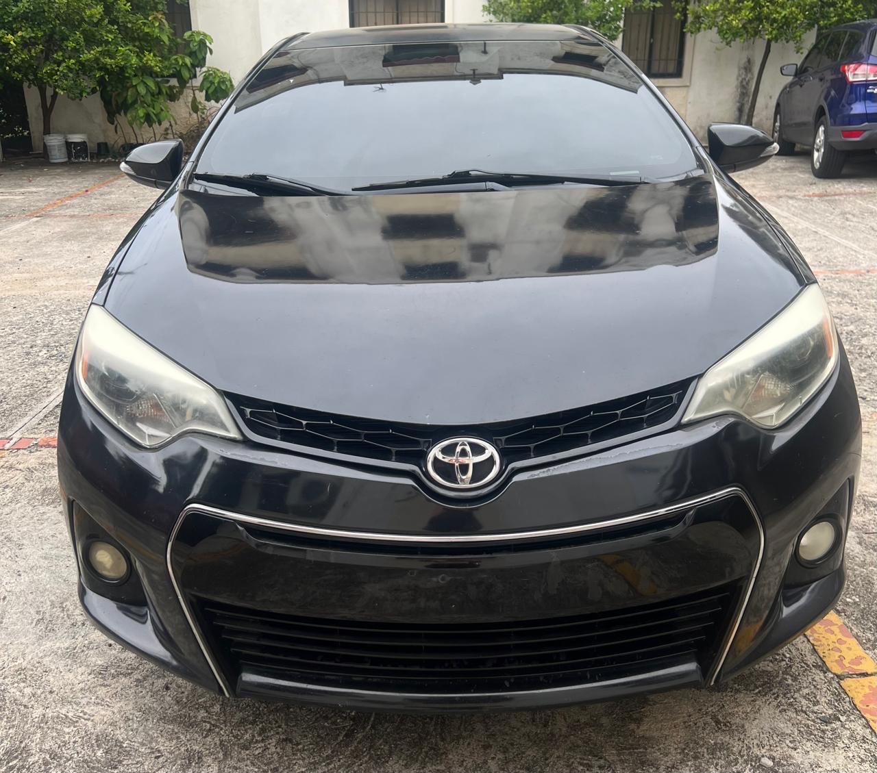 carros - Toyota corolla negro tipo S