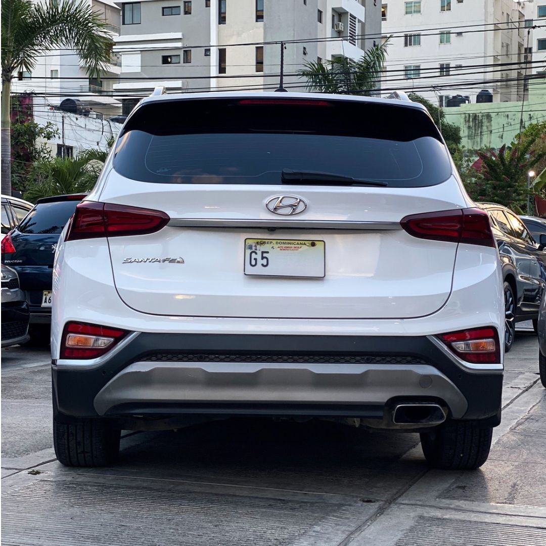 jeepetas y camionetas - Hyundai Santa Fe 2020 MOTOR DOHC, DE LA CASA 8
