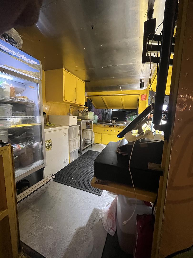 equipos profesionales - Se vende carro FoodTruck listo. 2