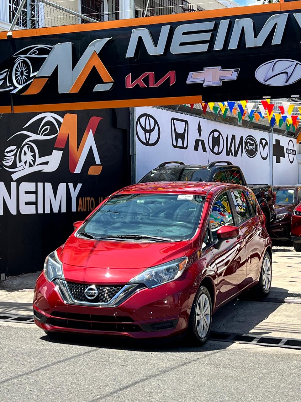 carros - Oportunidad Nissan Versa SV 2019