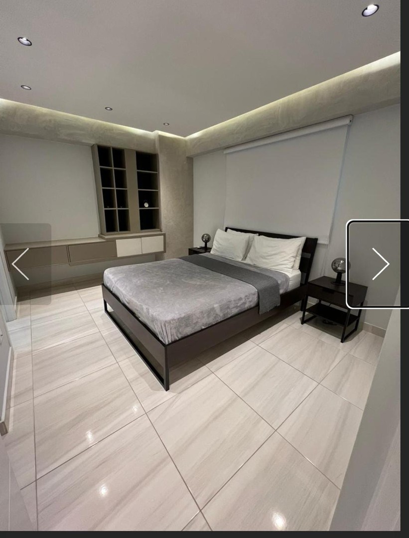 apartamentos - Apartamento en Evaristo Morales completamente 
amueblado.
 7