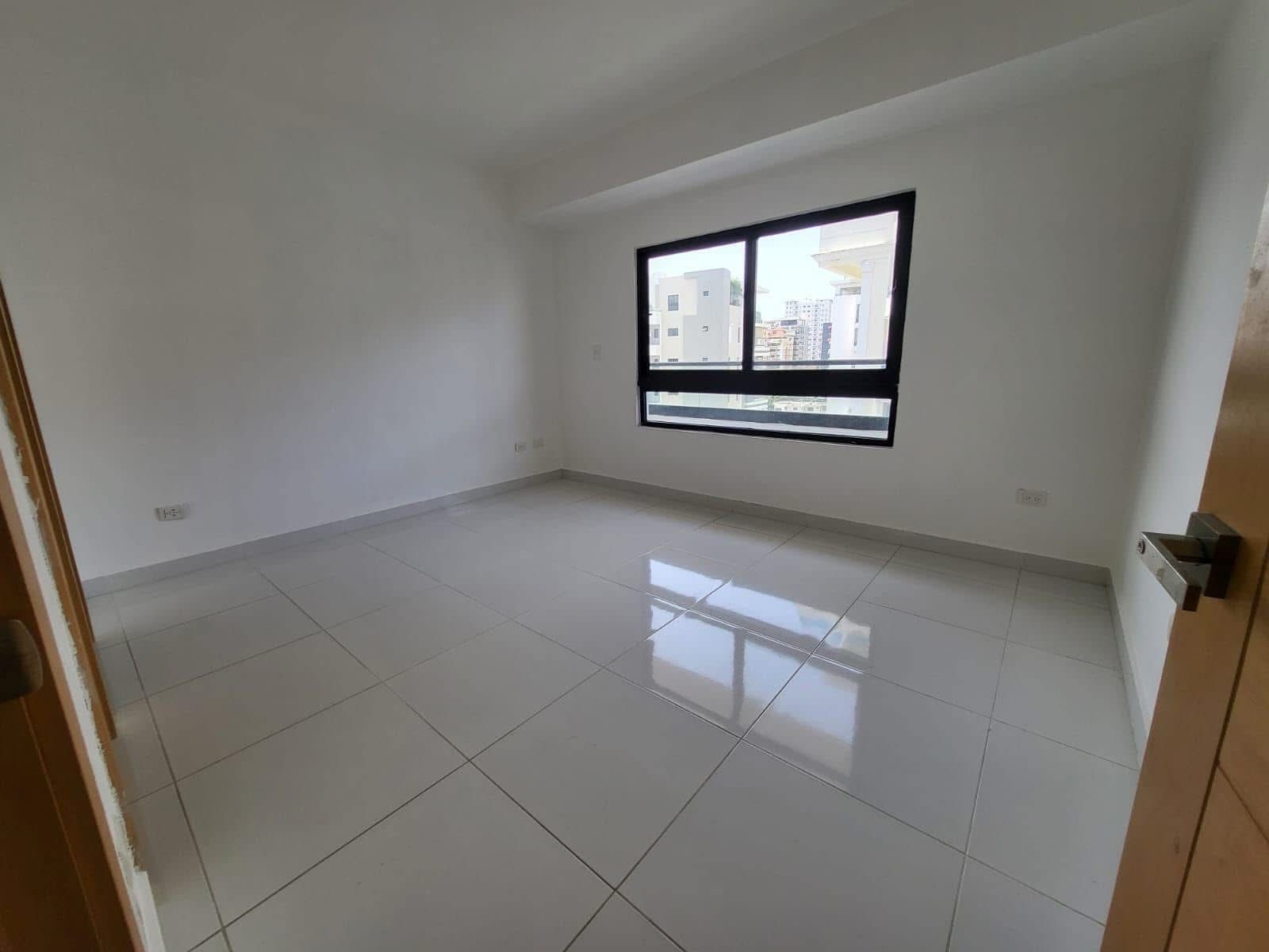 casas - SE VENDE APARTAMENTO EN BELLA VISTA. 2