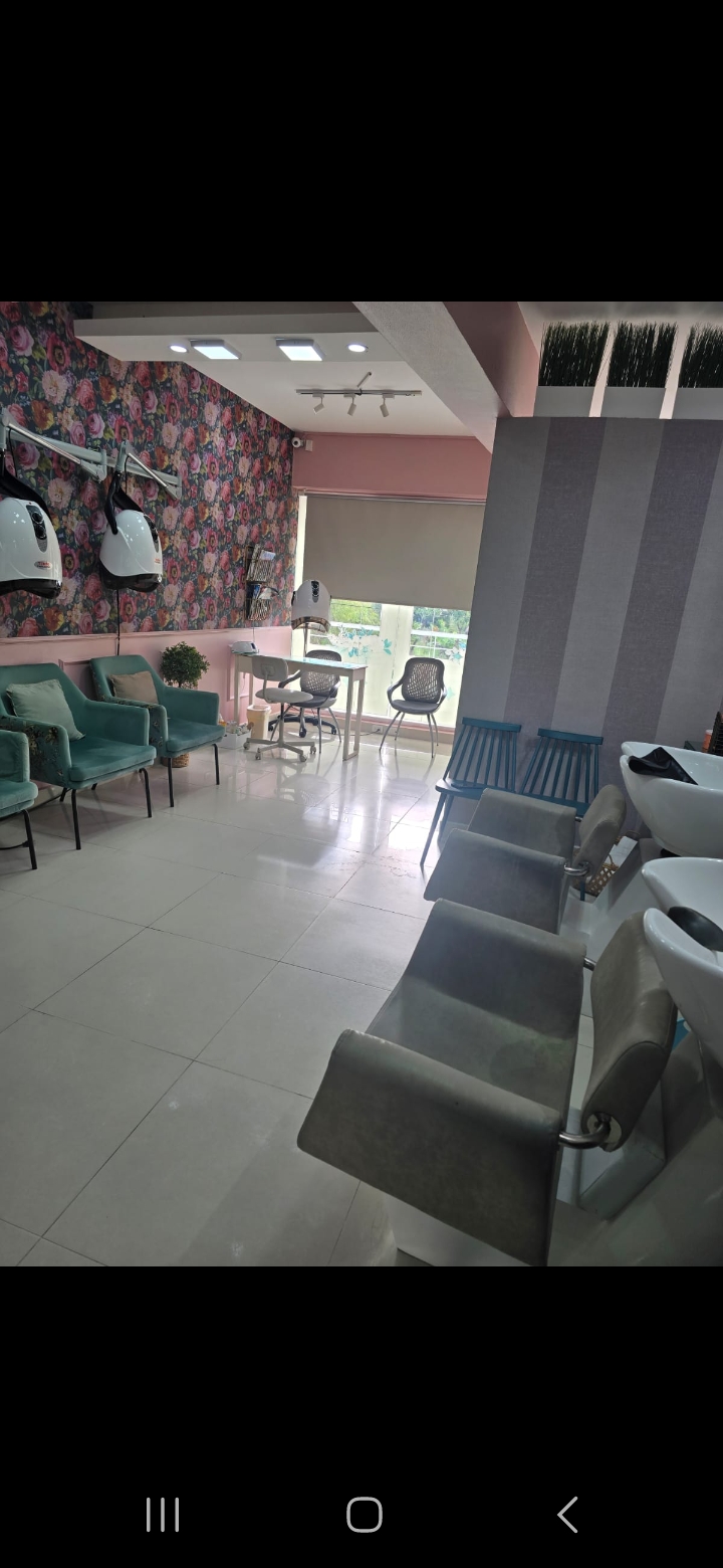 negocios en venta - OPORTUNIDAD DE INVERSION: Confortable y exclusivo espacio de belleza.  2