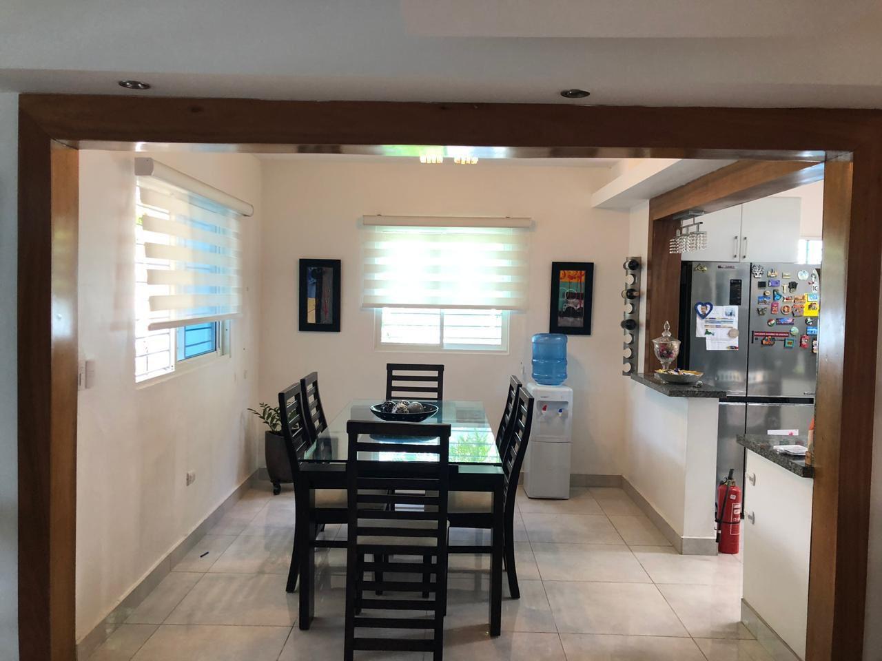 casas - CASA EN VENTA EN LA ZURZA,  SANTIAGO. 9