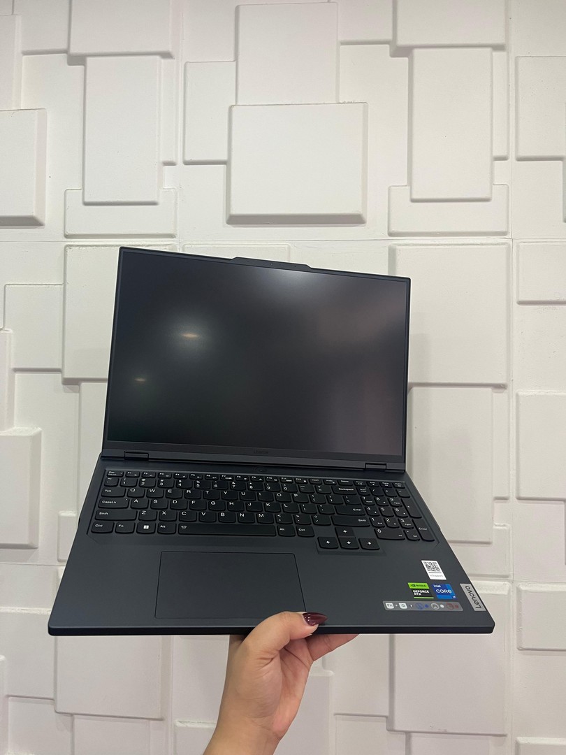 computadoras y laptops - LENOVO LEGION 5 PRO/16GB RAM/512GB SSD/RTX4070/IntelCore i7/16-inch NUEVA 1
