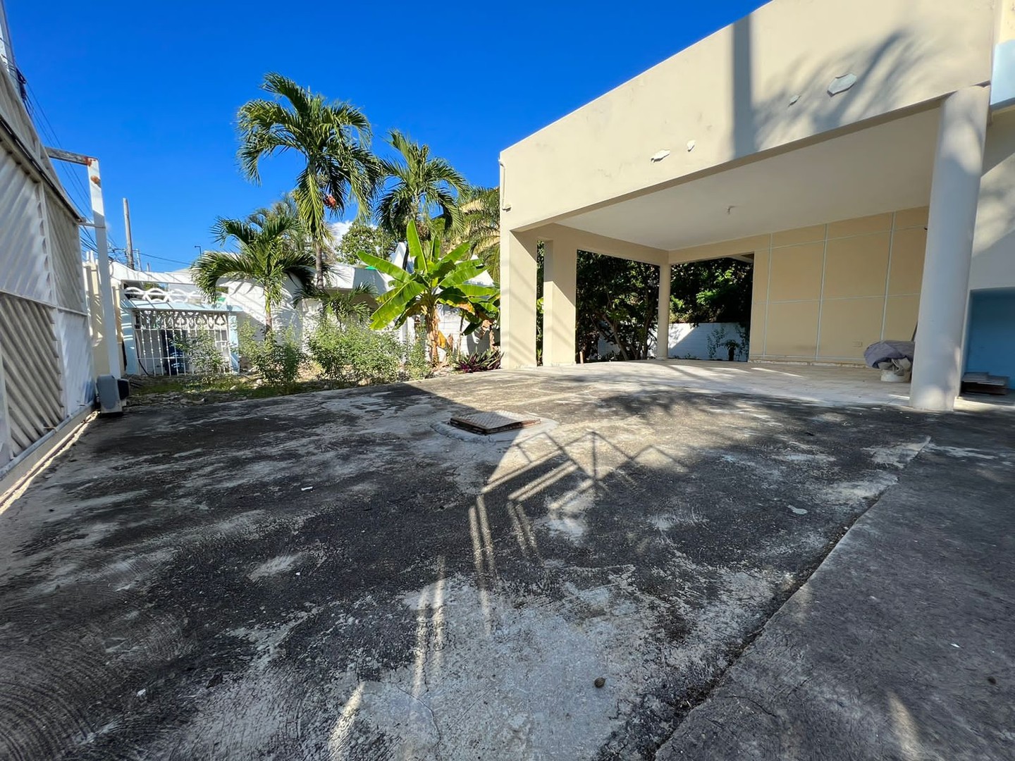 apartamentos - Se vende casa a pasos de la Ave. España, en residencial totalmente cerrado;
 3