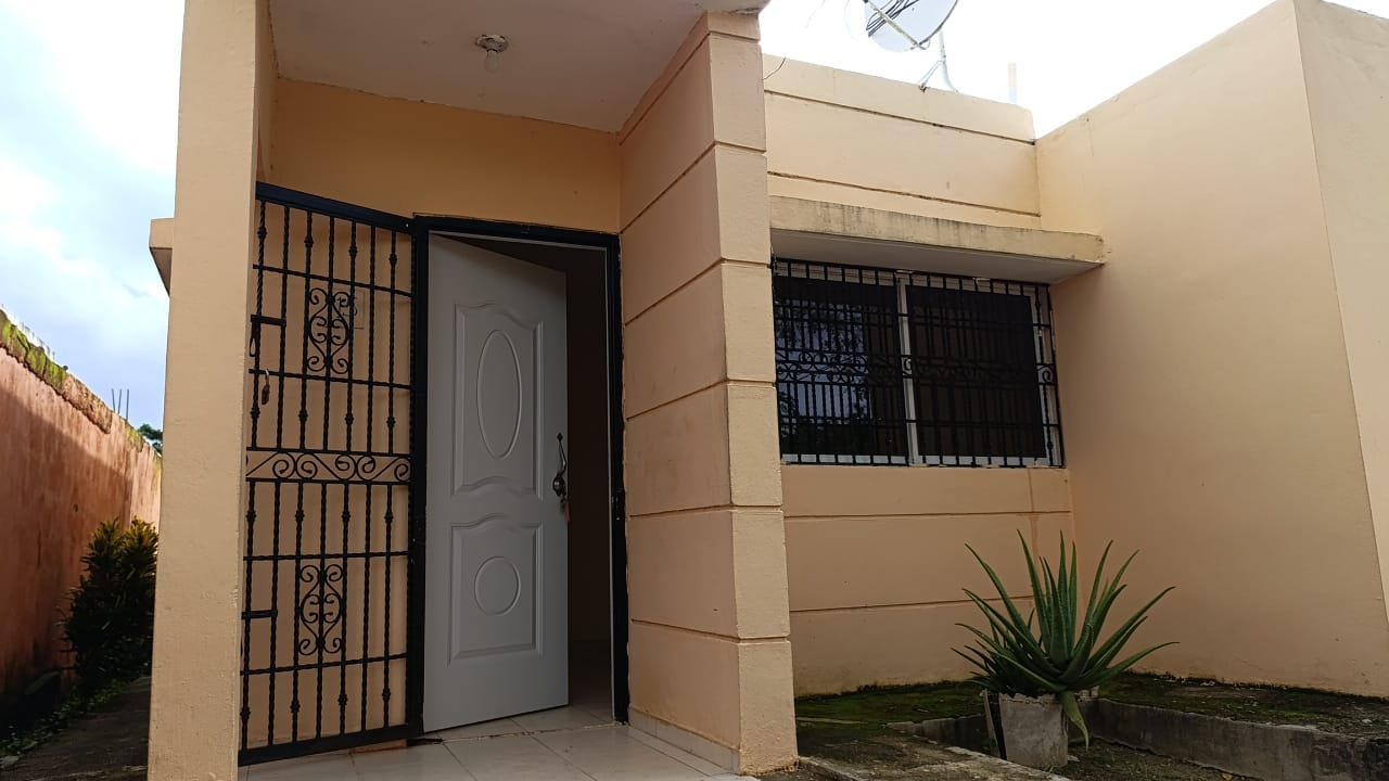 casas - OPORTUNIDAD DE COMPRA HERMOSA PROPIEDAD📍 SECTOR PRADOS DE LA CAÑA, STO DGO ESTE 1