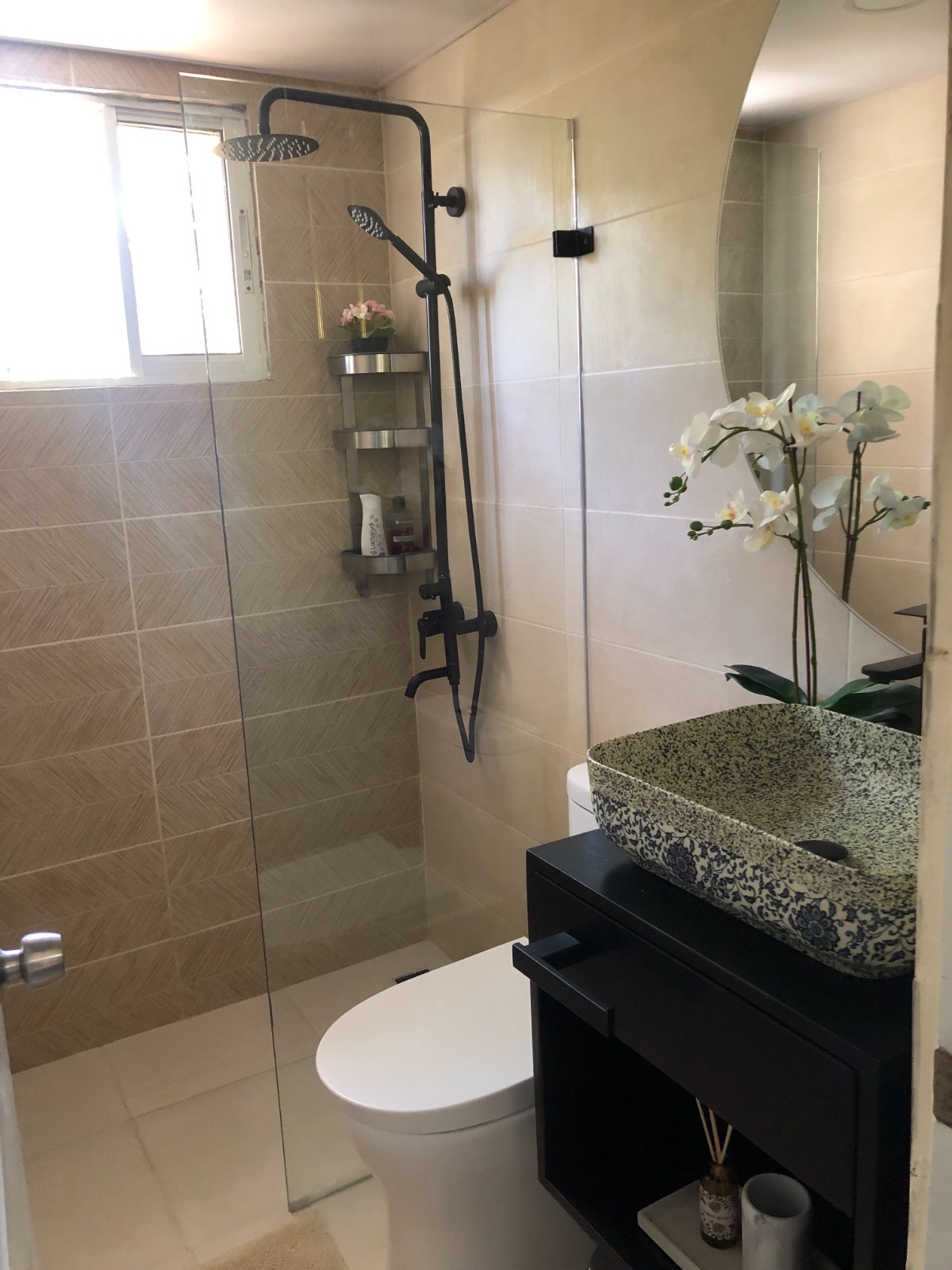 apartamentos - Se vende apartamento en Alma Rosa ll, Santo Domingo Este 3