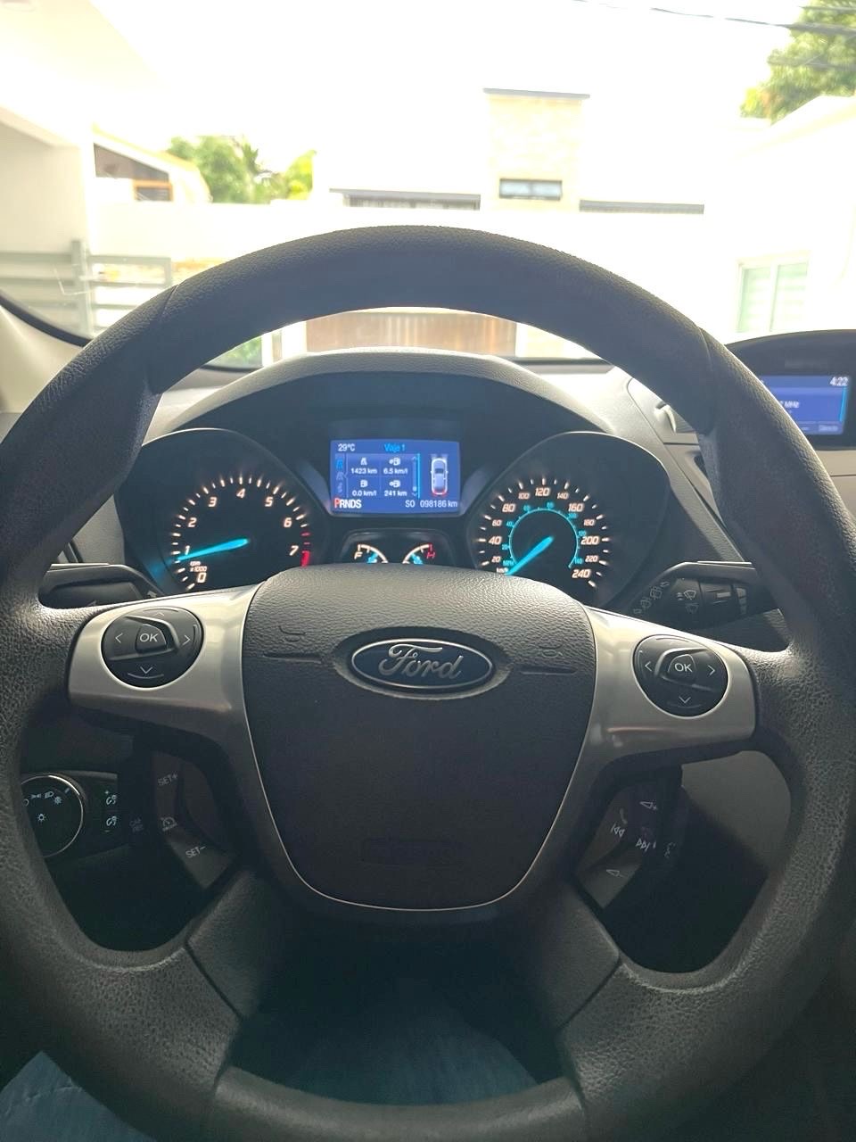 jeepetas y camionetas - Ford Escape 2014, único dueño, Comprada en Viamar 6