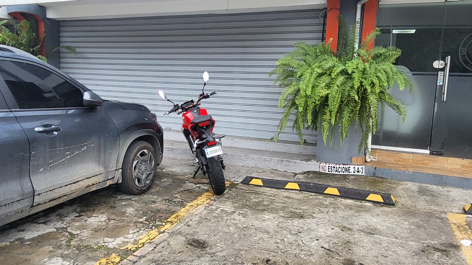 oficinas y locales comerciales - Local en Alquiler en El Vergel 190mts 4