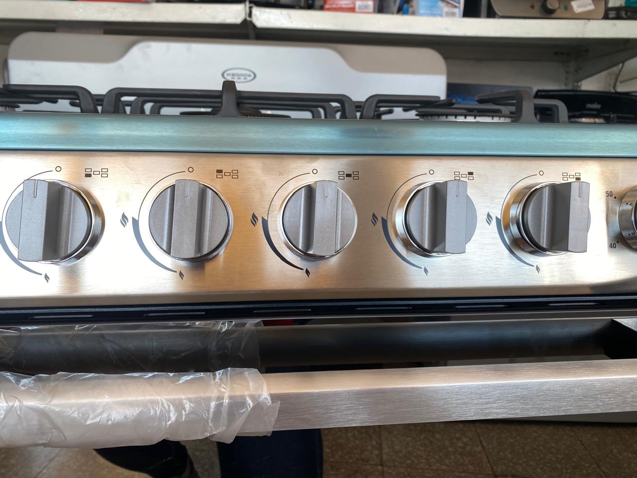 electrodomesticos - Estufa Nedoca de 30 pulgadas
Modelo EN-305HFS
Niquela completa 
 5