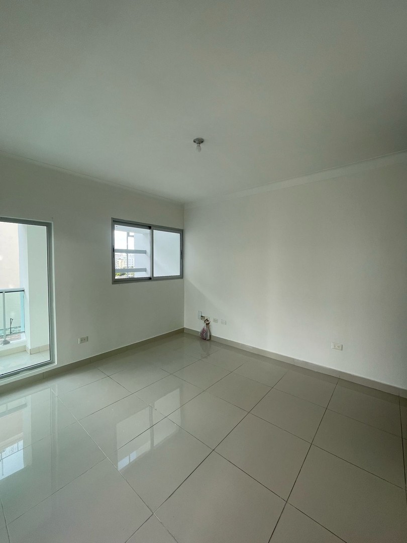apartamentos - Alquiler Apartamento de 3 Habitaciones Sin Amueblar, Bella Vista, Santo Domingo 1