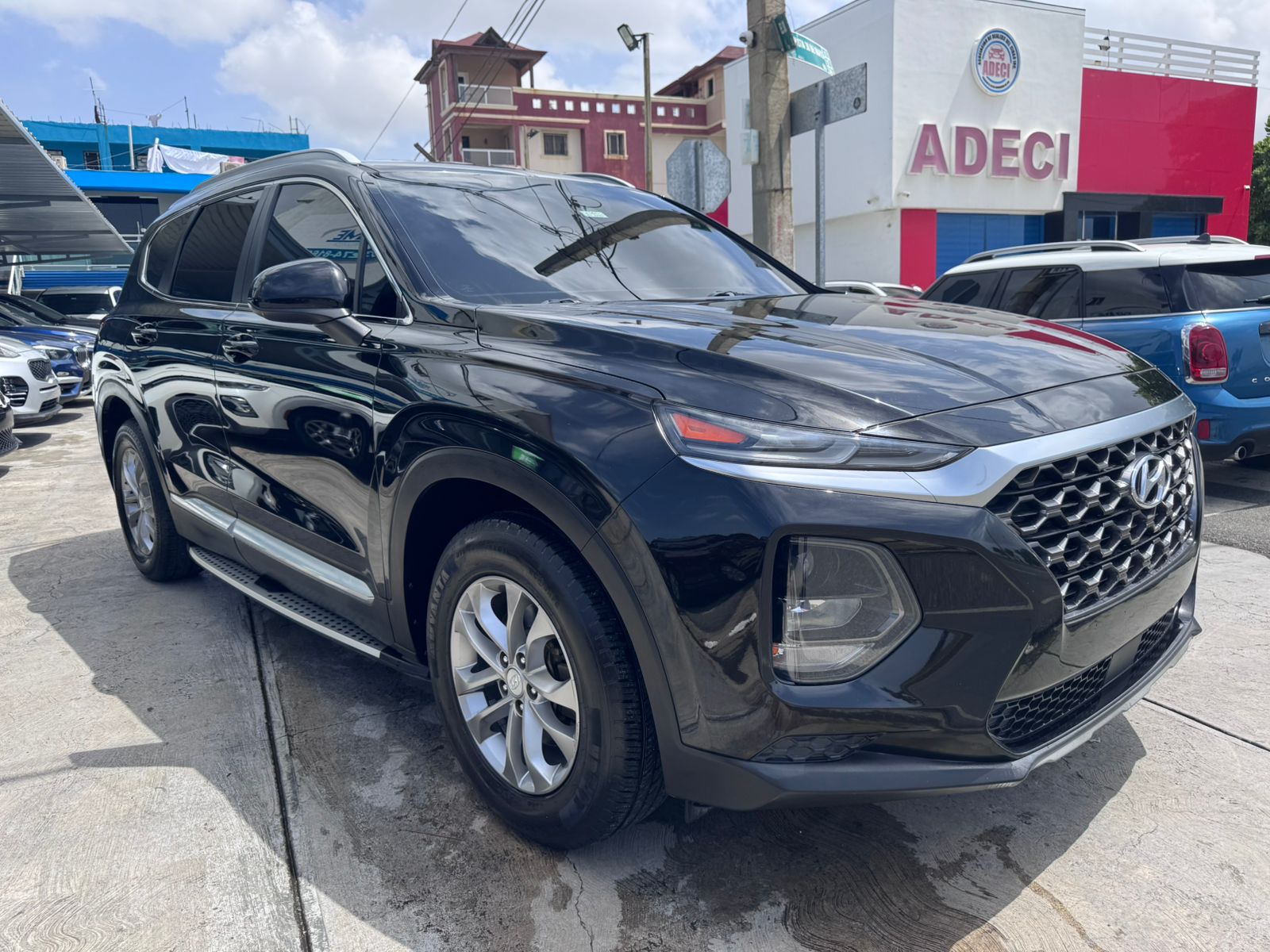 jeepetas y camionetas - Hyundai Santa Fe SE 2020 7