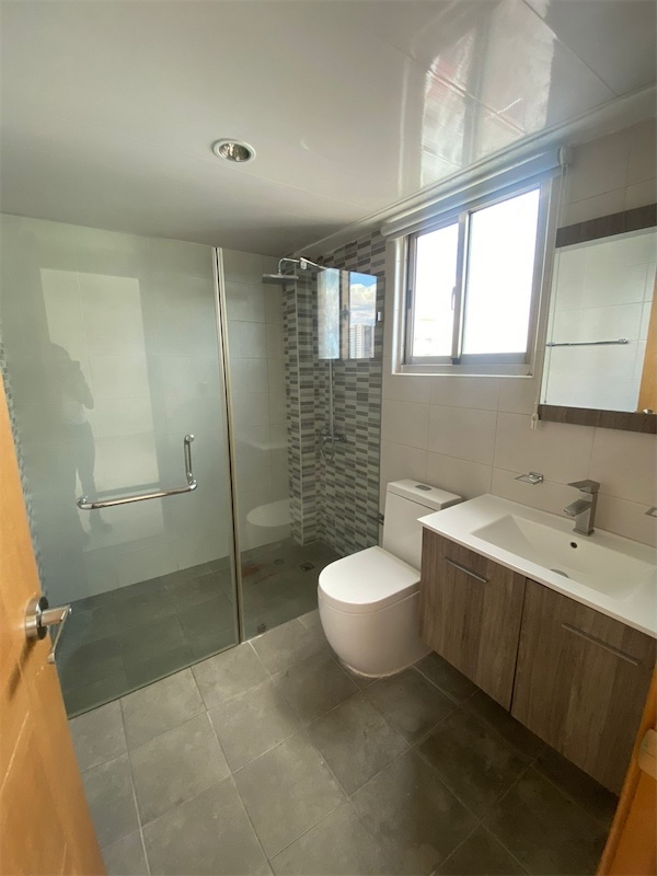 apartamentos - Venta de penthouse con vista al mar en el sector de Bella vista Distrito 5