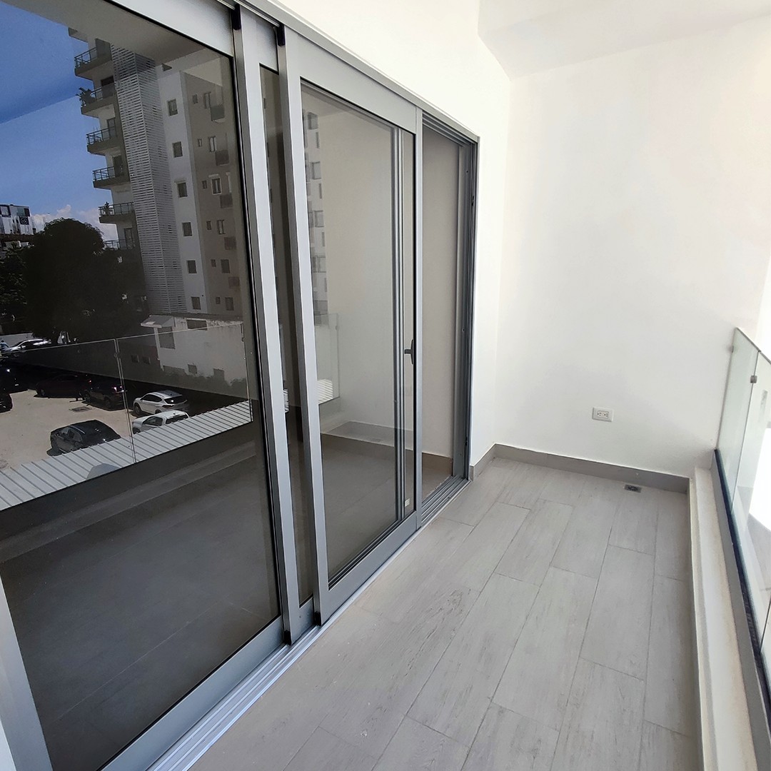 apartamentos - Apartamento en alquiler con linea blanca en Evaristo Morales
 7