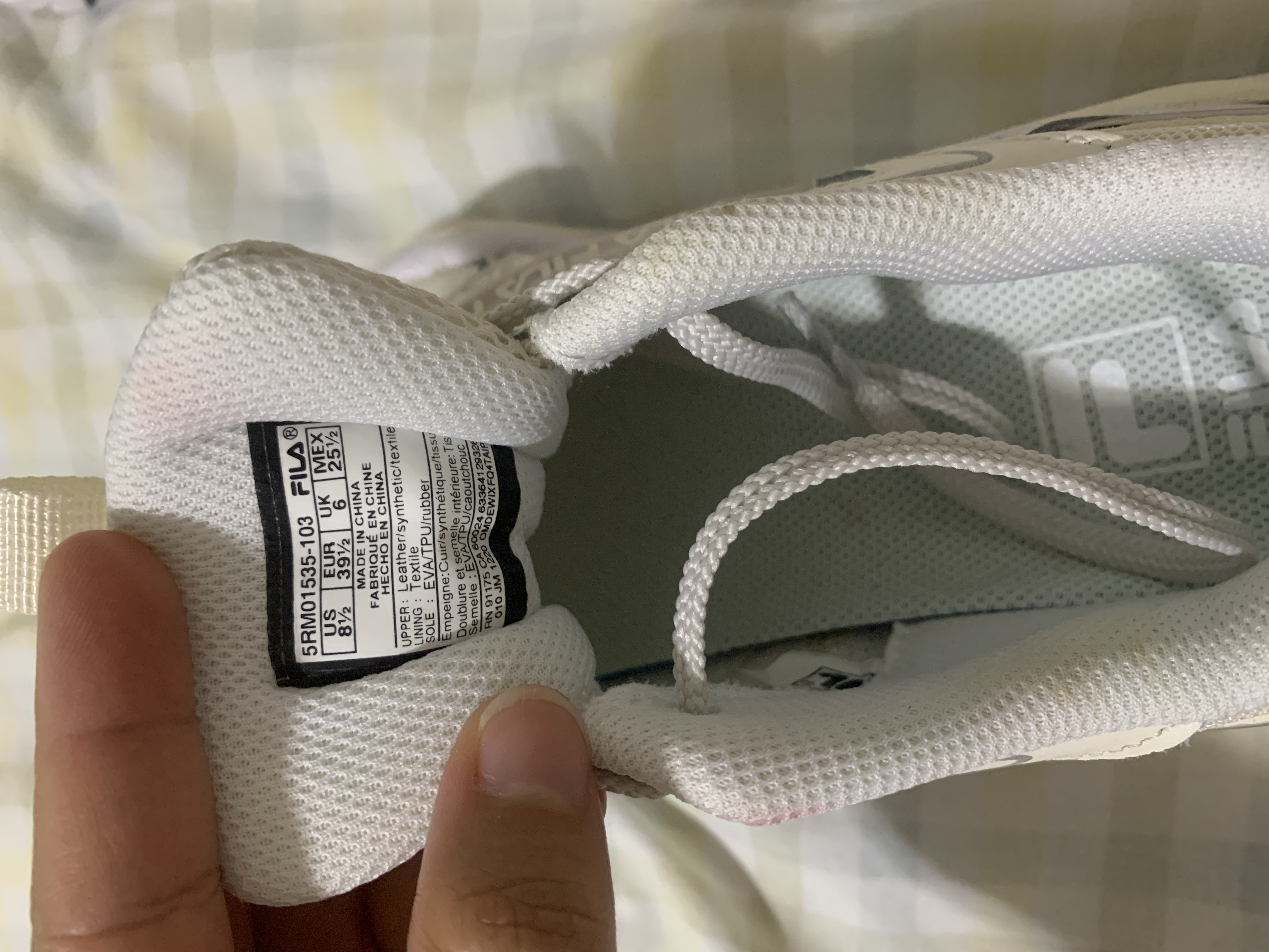 zapatos para mujer - Tenis Fila original para una dama  2