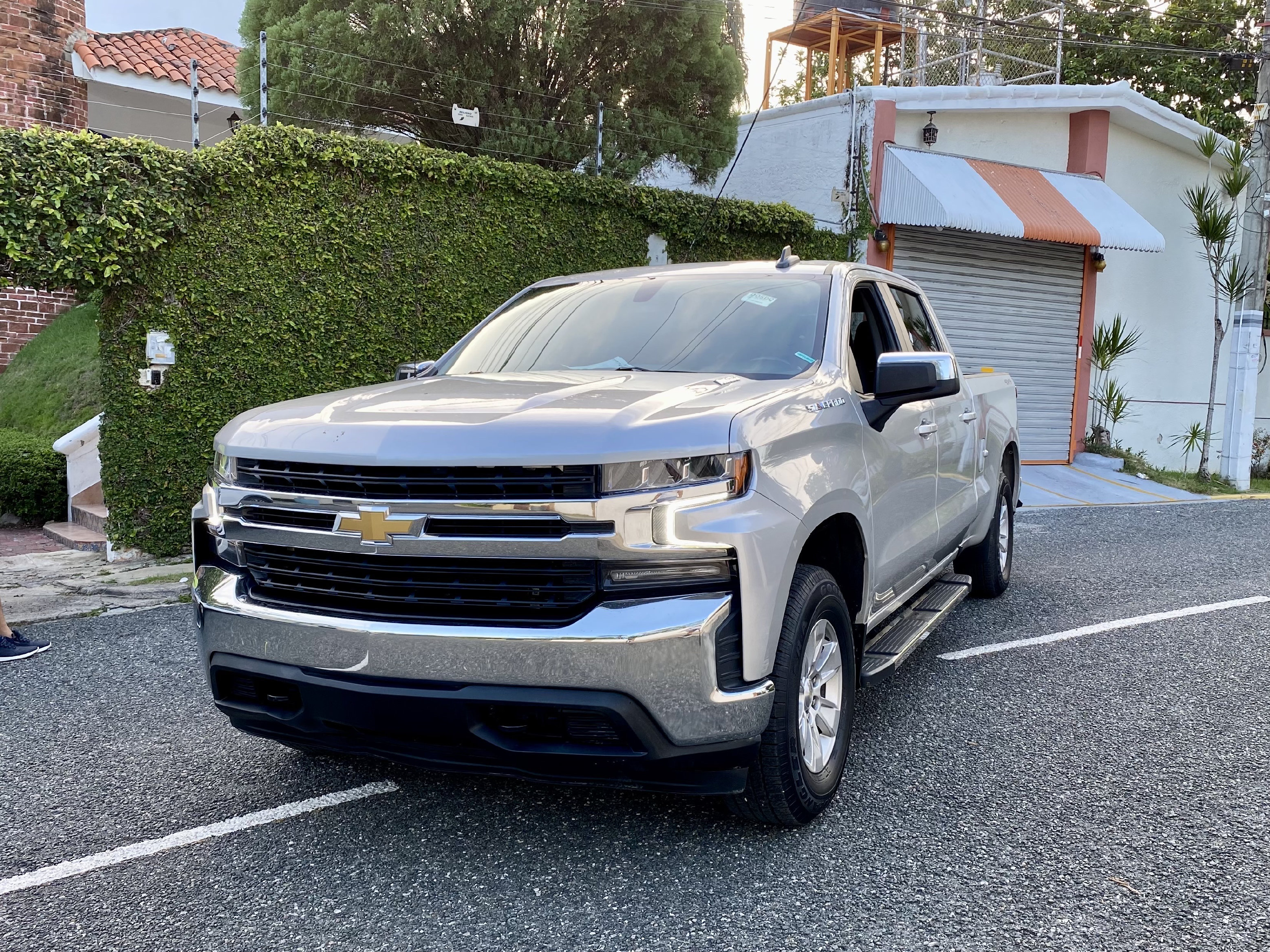 jeepetas y camionetas - Chevrolet Silverado 2021 0