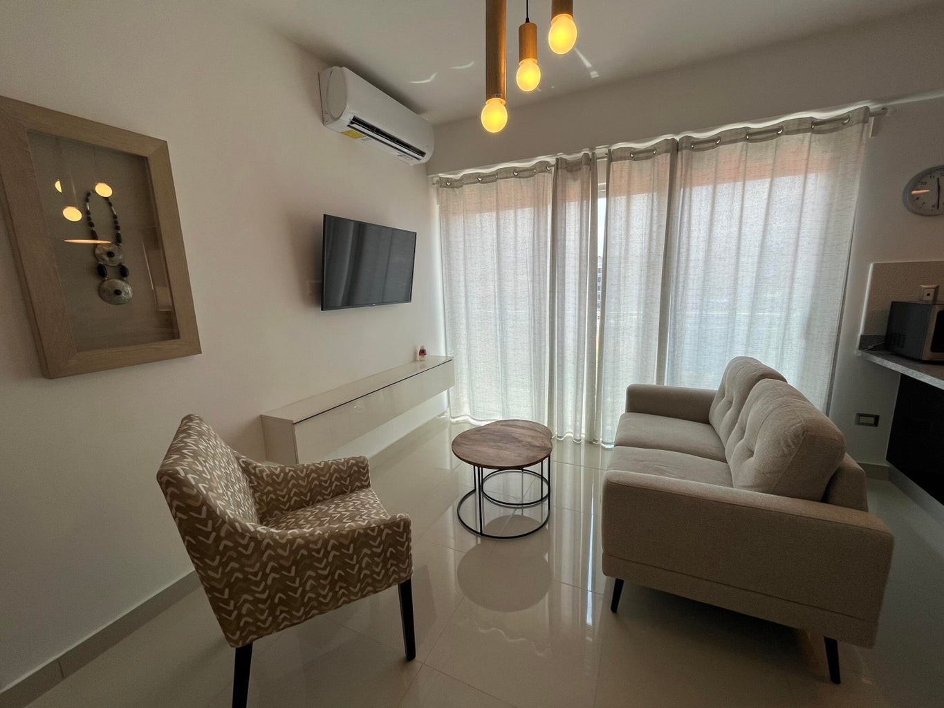 apartamentos - te presentamos este Apartamento de Una Habitación, totalmente Amueblado, Cocina  3