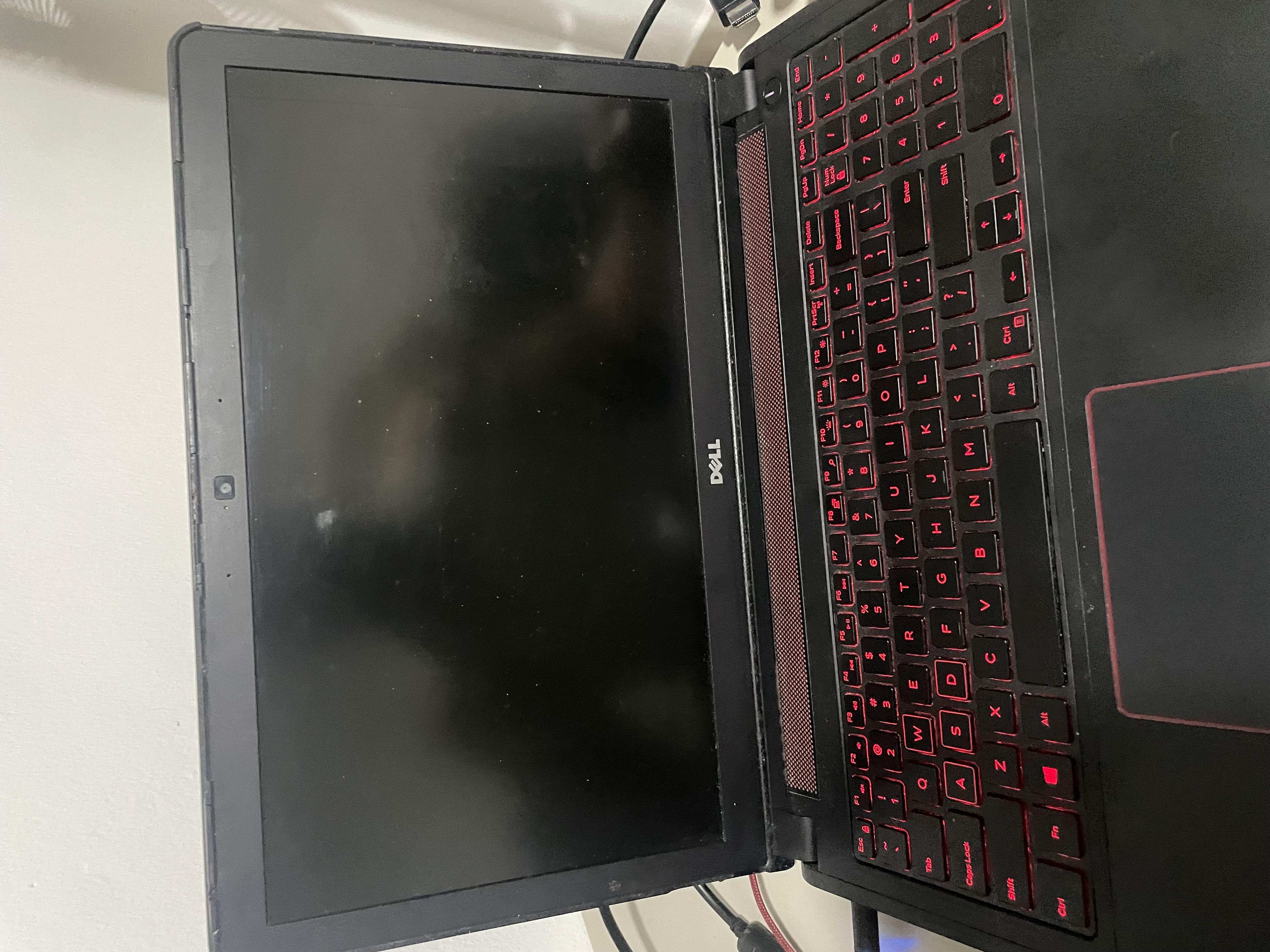 computadoras y laptops - Se vende laptop Dell inspiron 5577 gaming  3